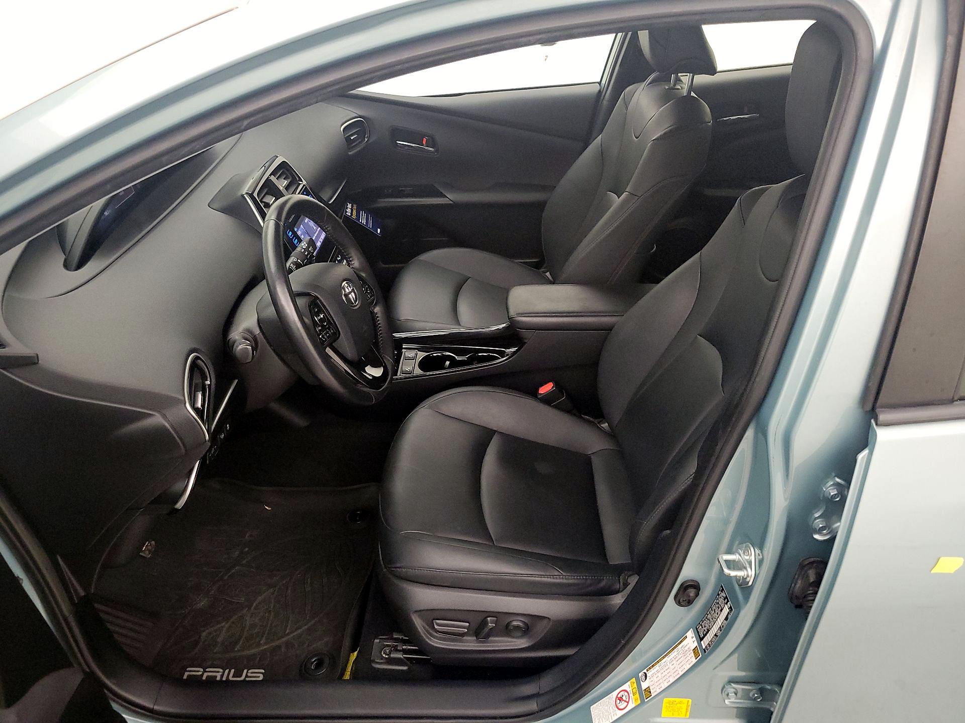 Thumbnail: 2019 Toyota Prius - 11