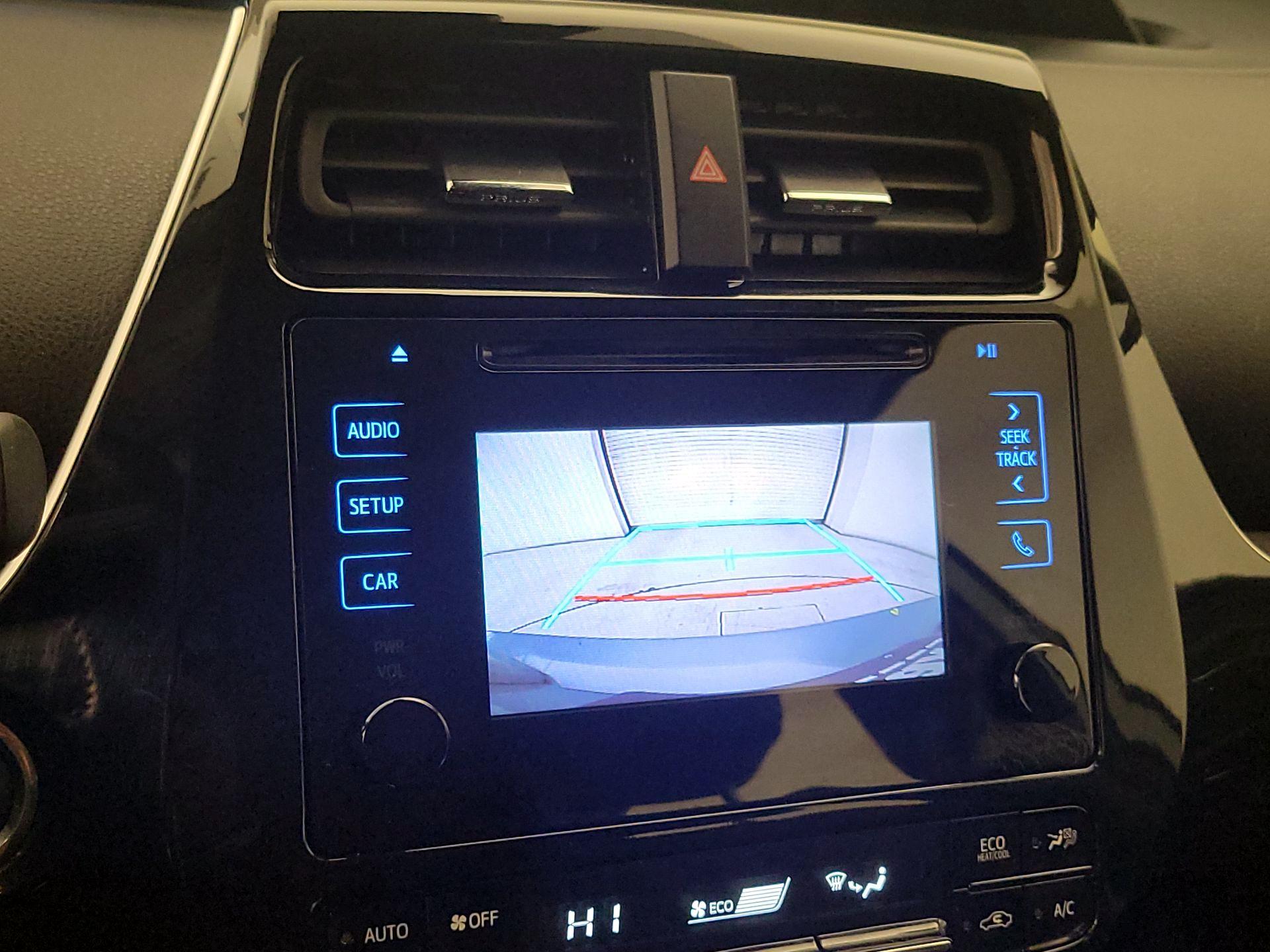 Thumbnail: 2019 Toyota Prius - 14