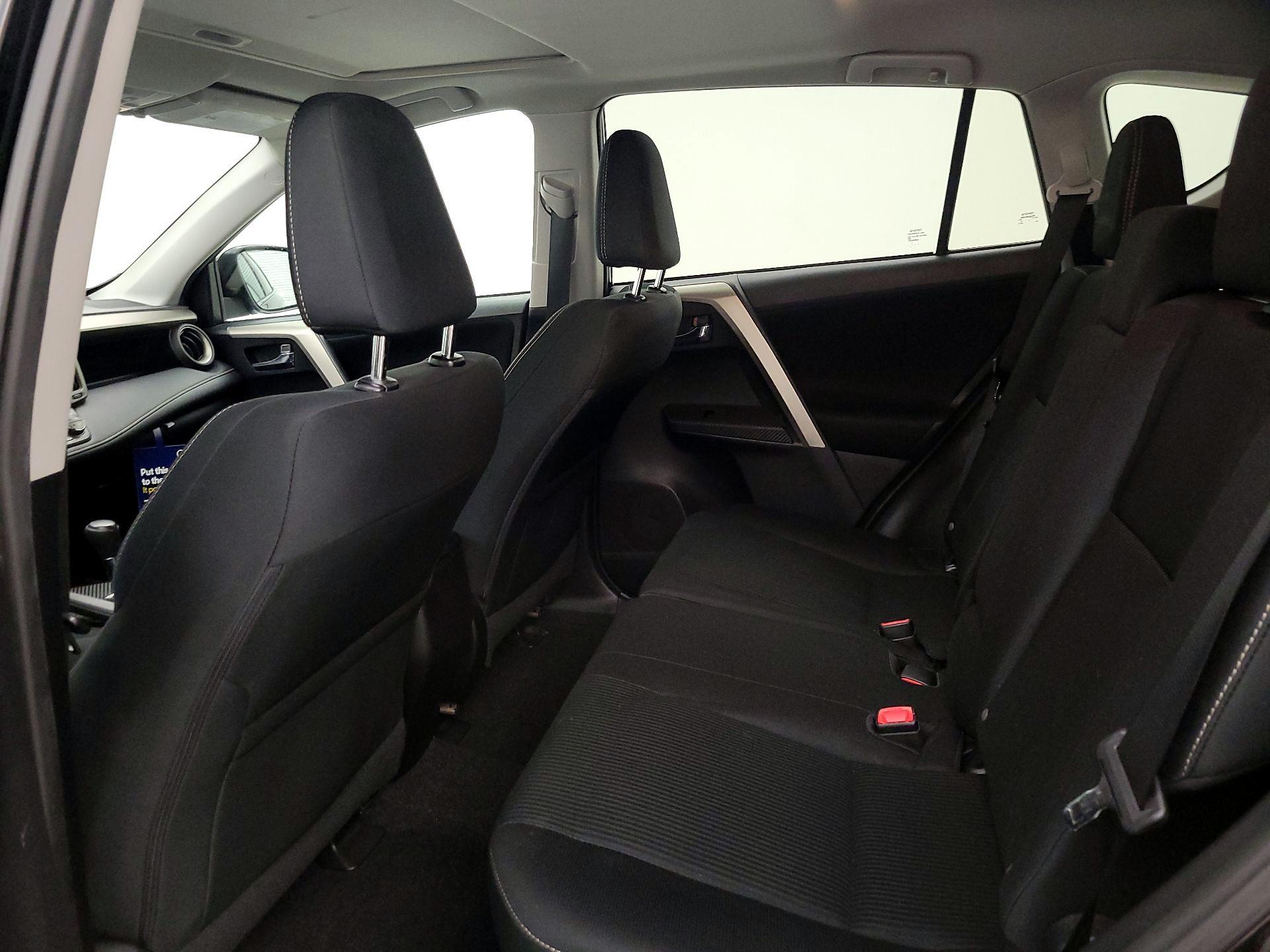 Thumbnail: 2014 Toyota RAV4 - 19