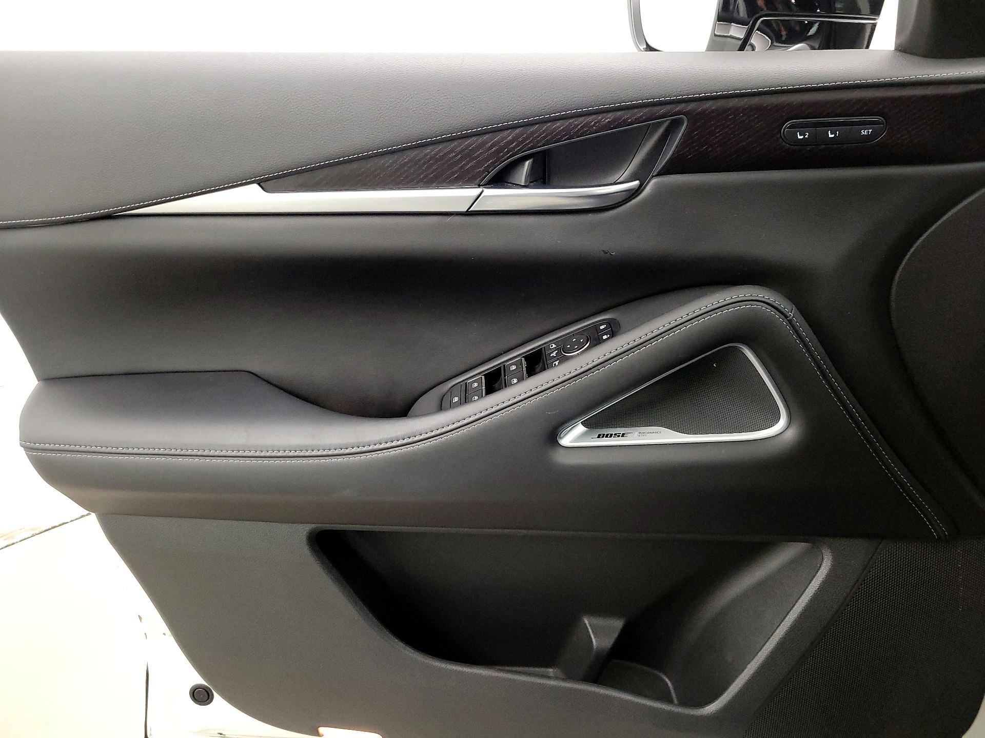 Thumbnail: 2023 INFINITI QX60 - 12