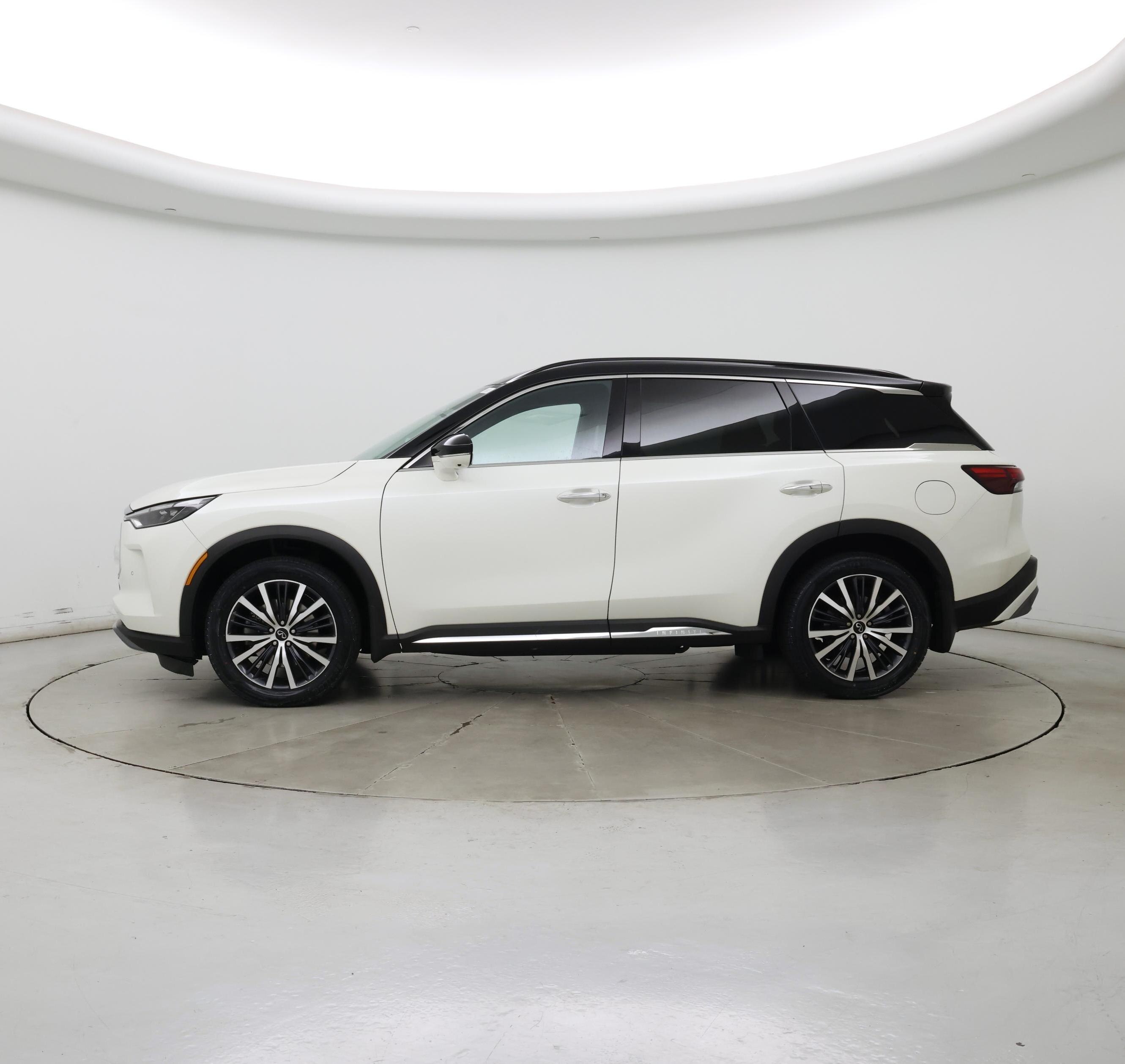 Thumbnail: 2023 INFINITI QX60 - 3
