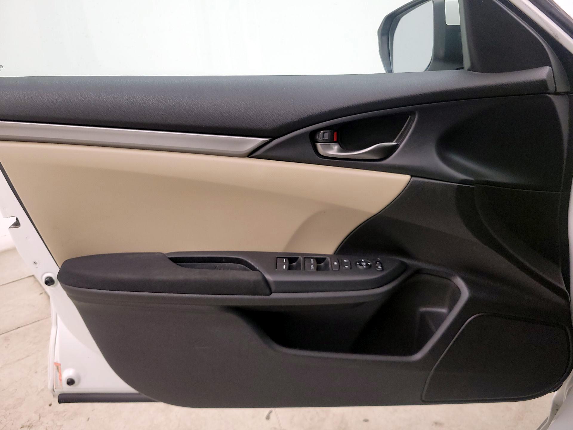 Thumbnail: 2018 Honda Civic - 13
