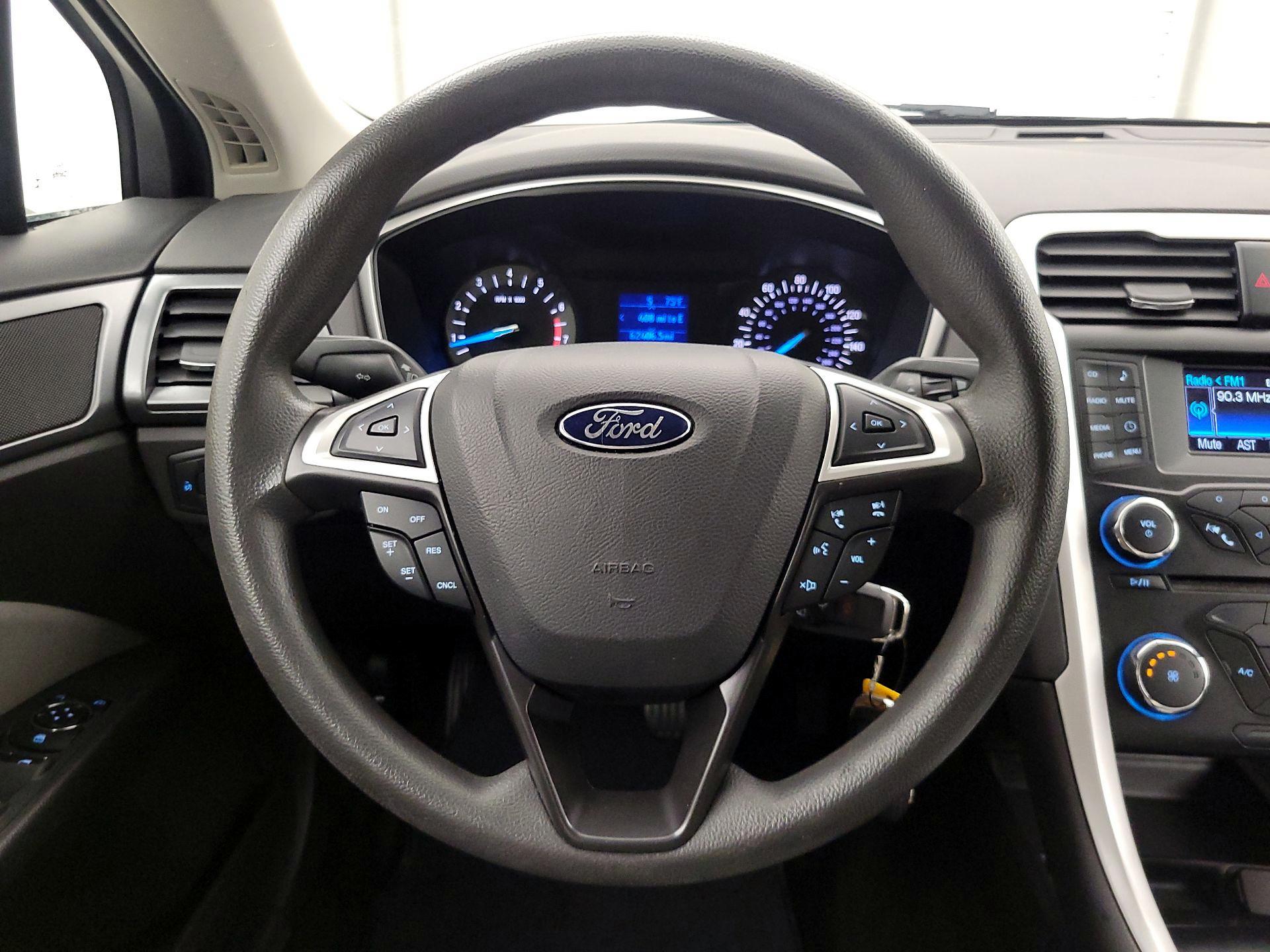 Thumbnail: 2014 Ford Fusion - 10