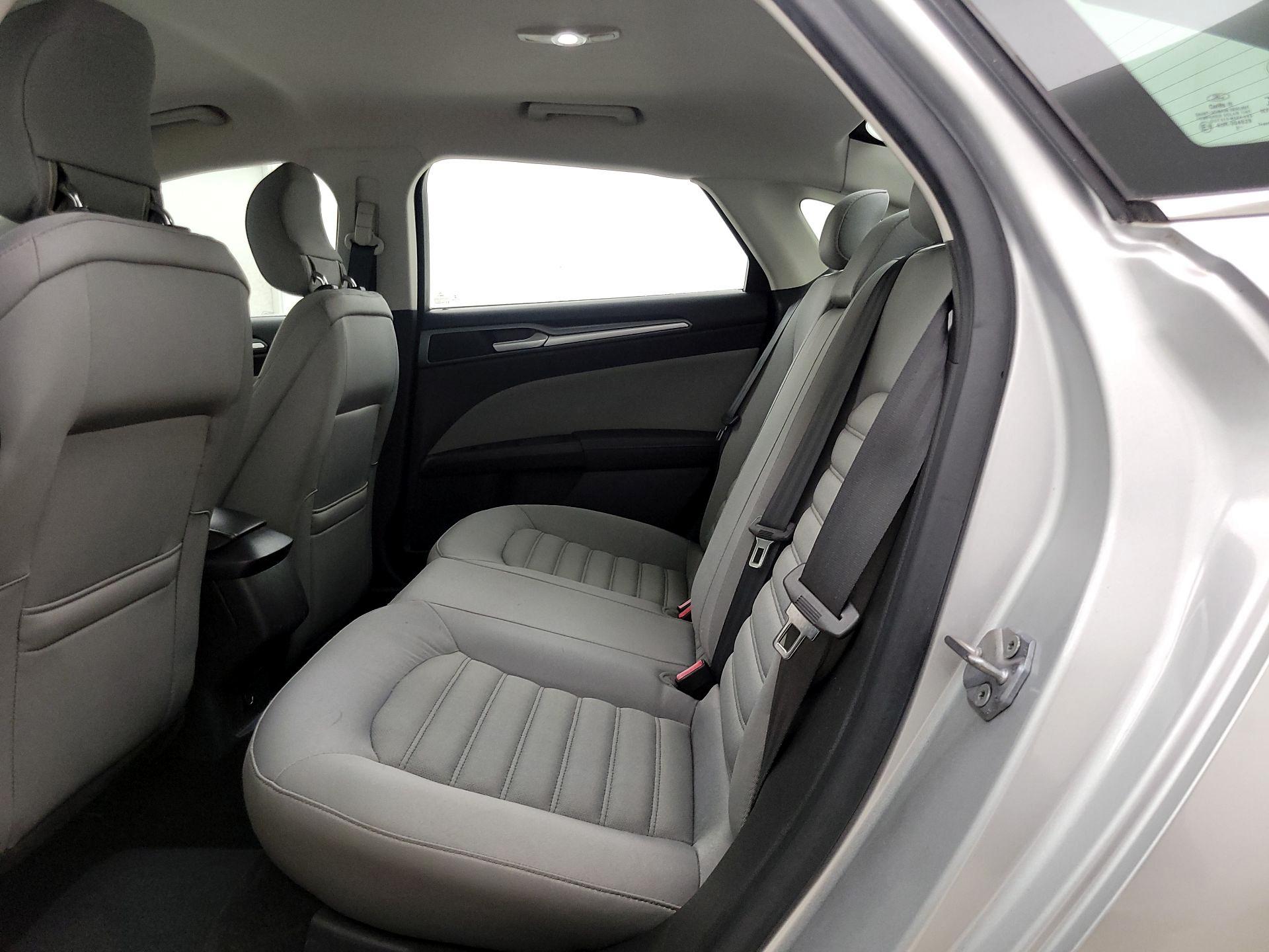 Thumbnail: 2014 Ford Fusion - 18