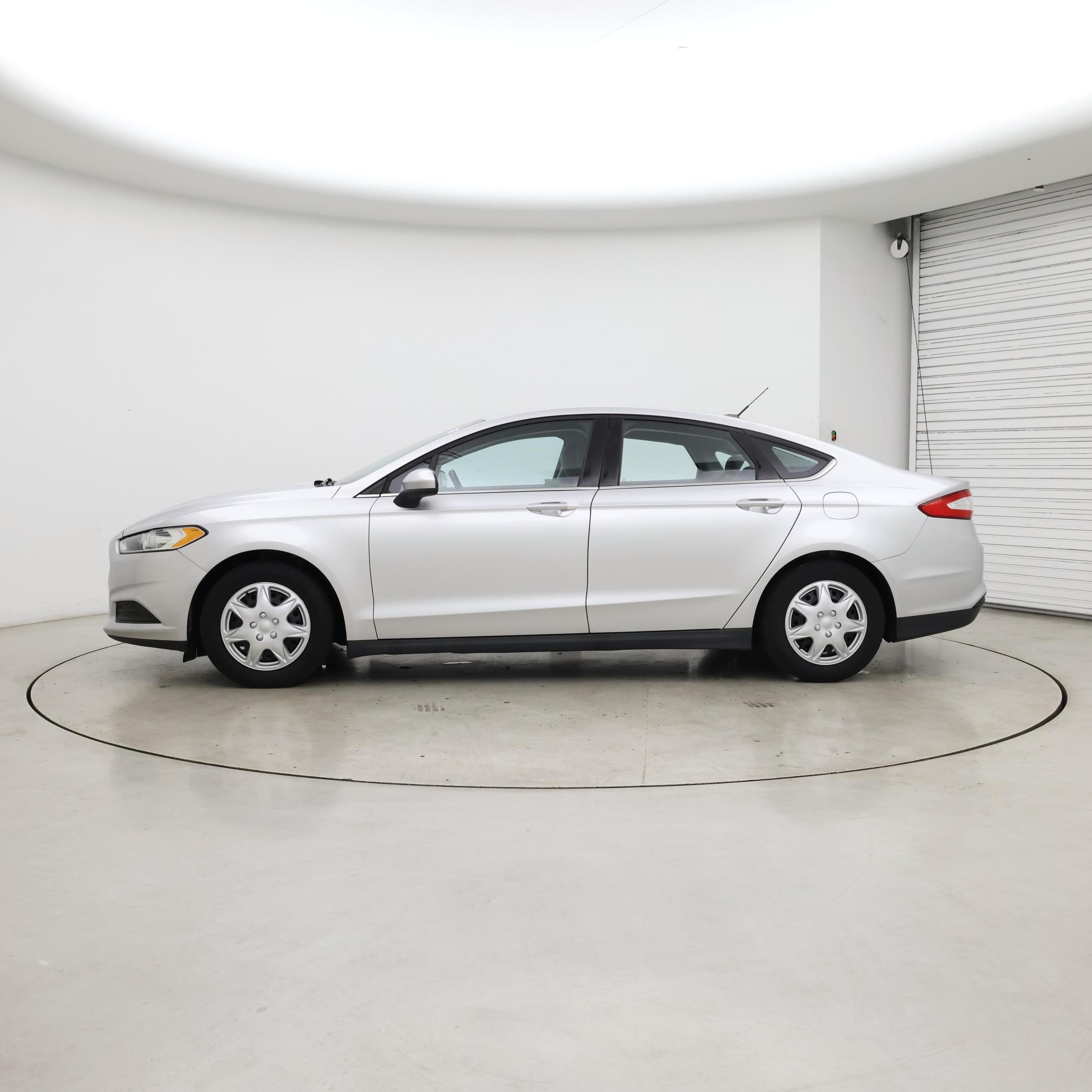 Thumbnail: 2014 Ford Fusion - 3