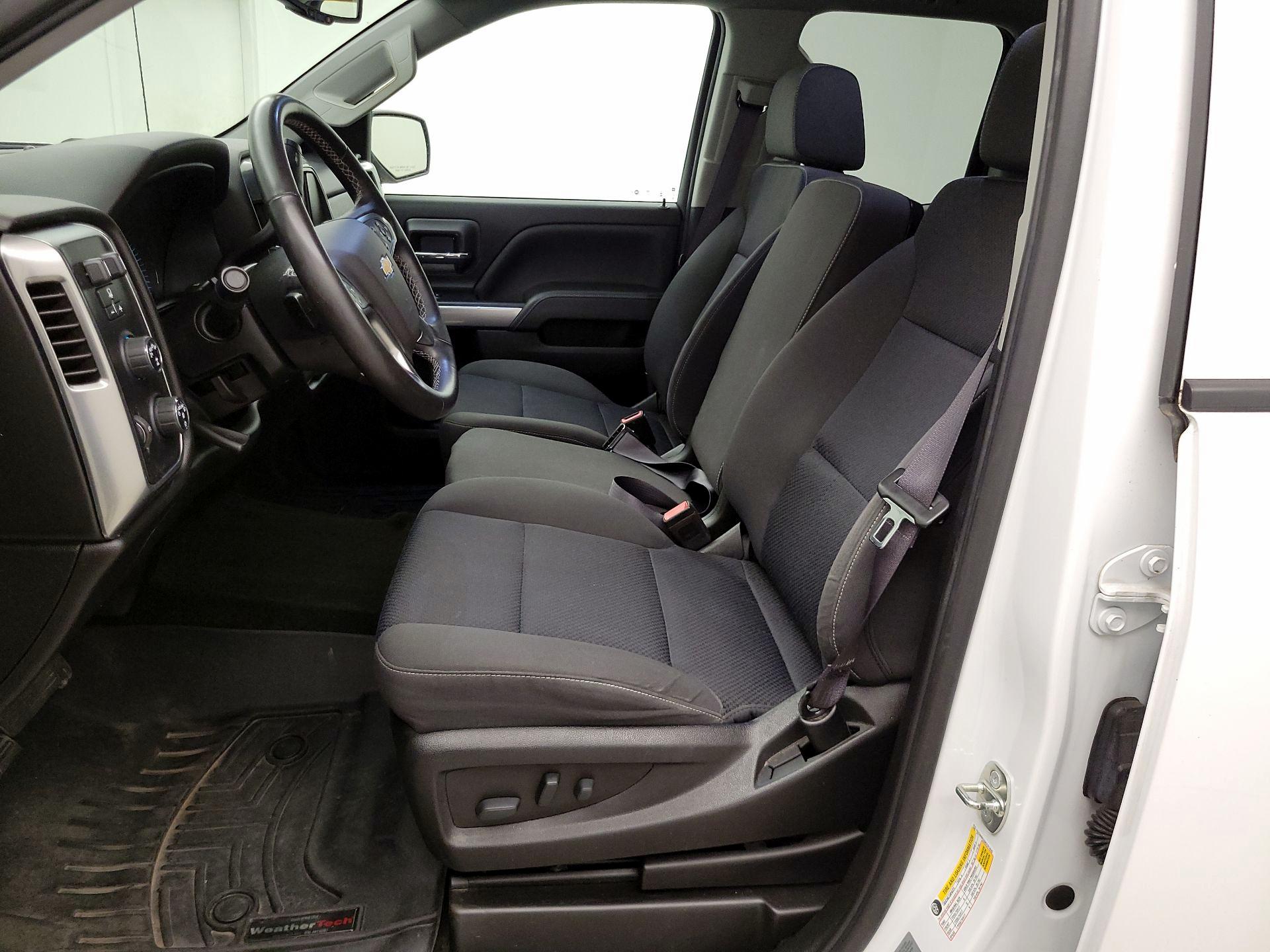 Thumbnail: 2017 Chevrolet Silverado 1500 - 11