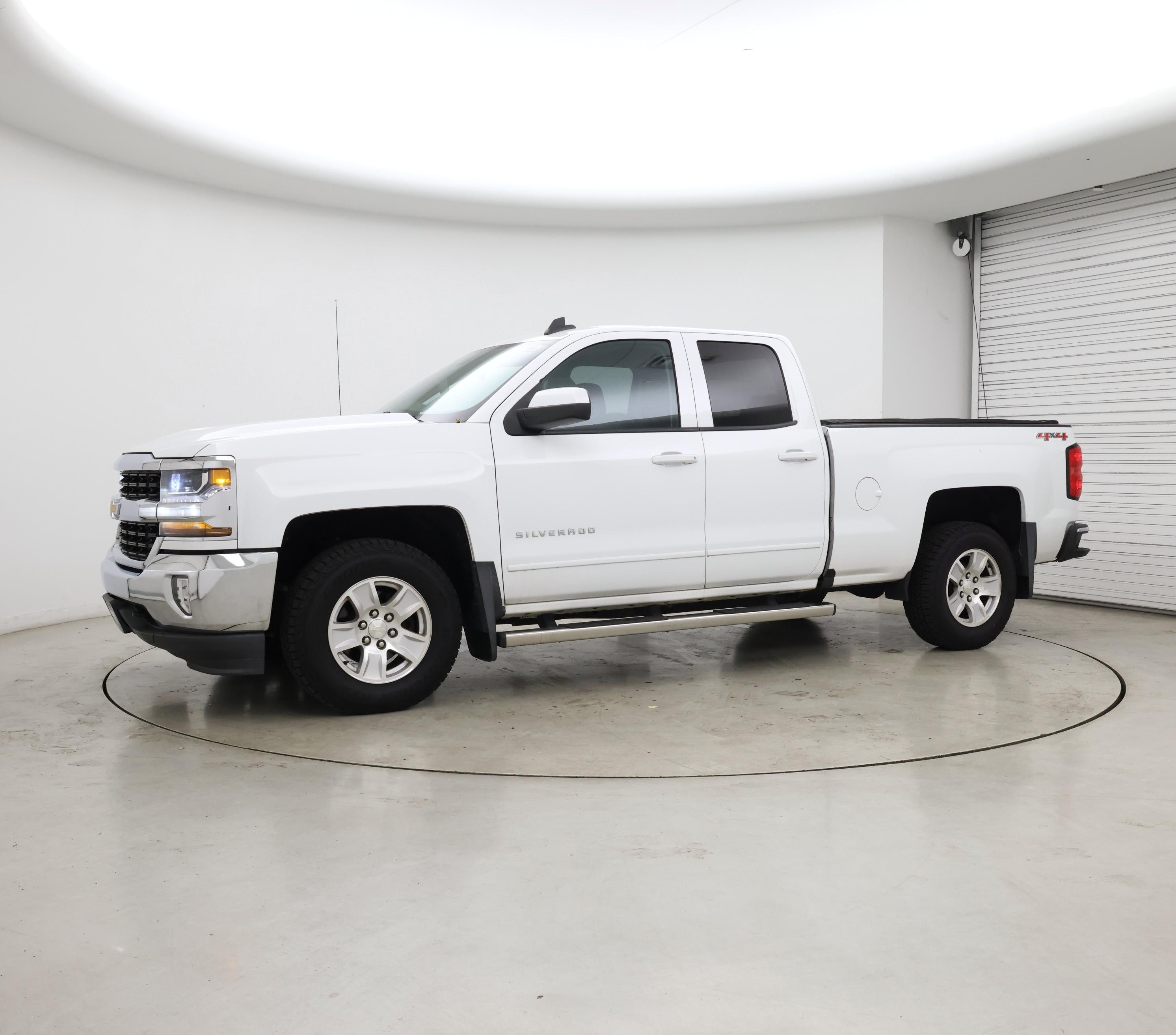 Thumbnail: 2017 Chevrolet Silverado 1500 - 5