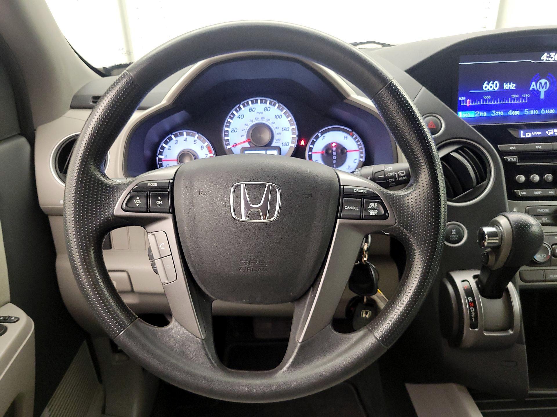 Thumbnail: 2015 Honda Pilot - 10