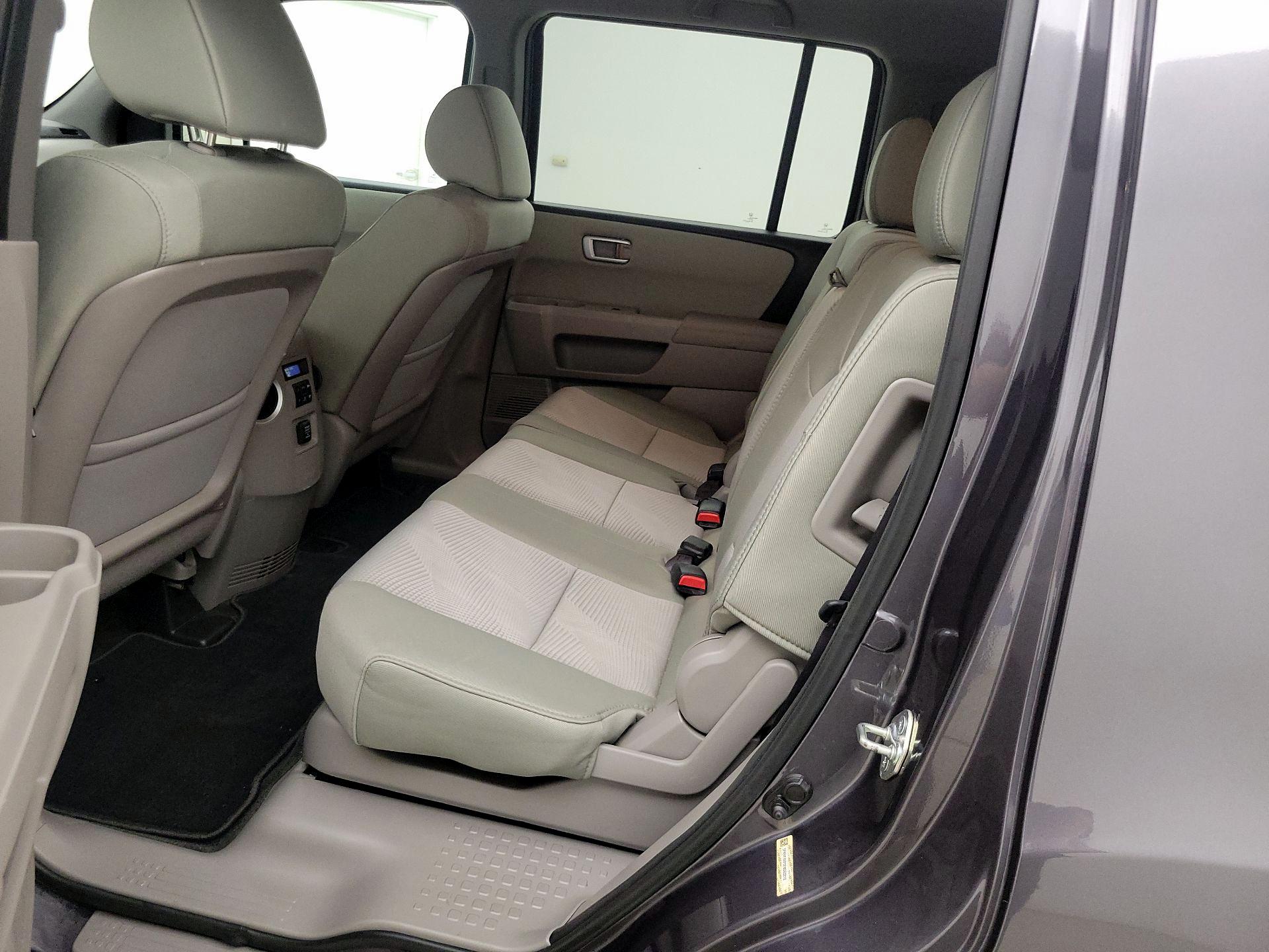 Thumbnail: 2015 Honda Pilot - 19