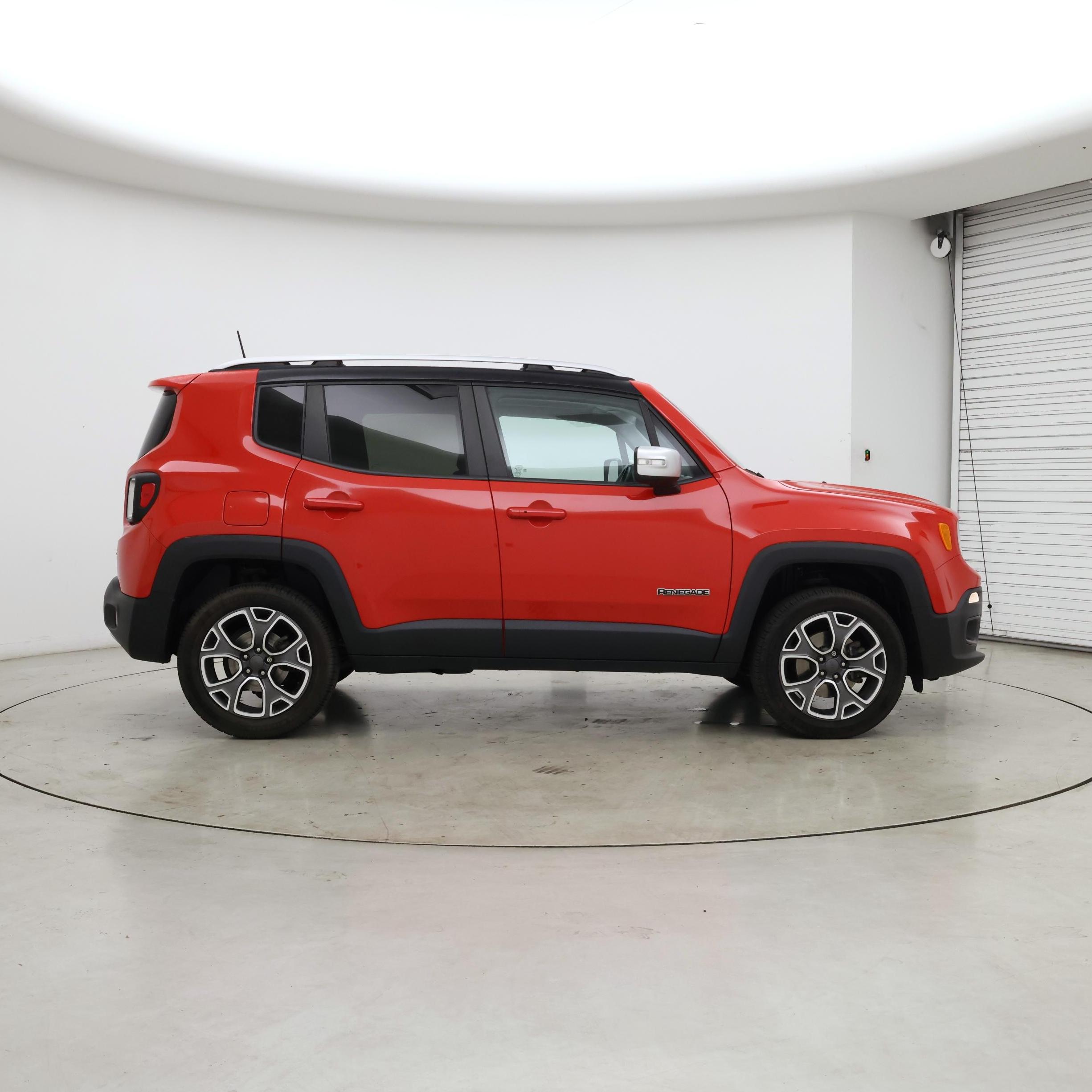 Thumbnail: 2018 Jeep Renegade - 7