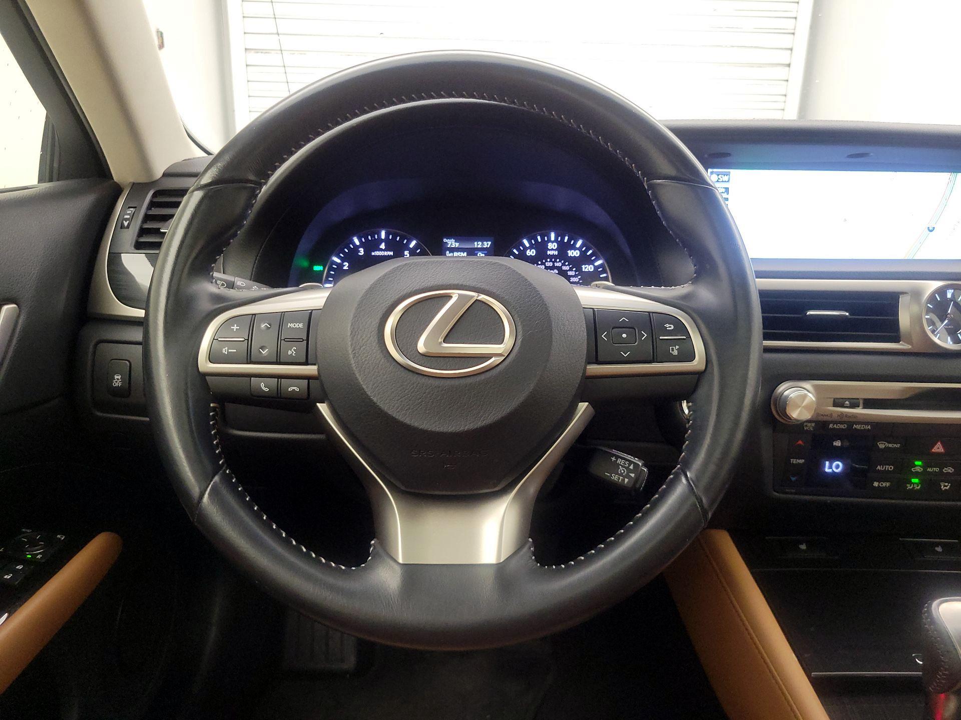 Thumbnail: 2016 Lexus GS - 10