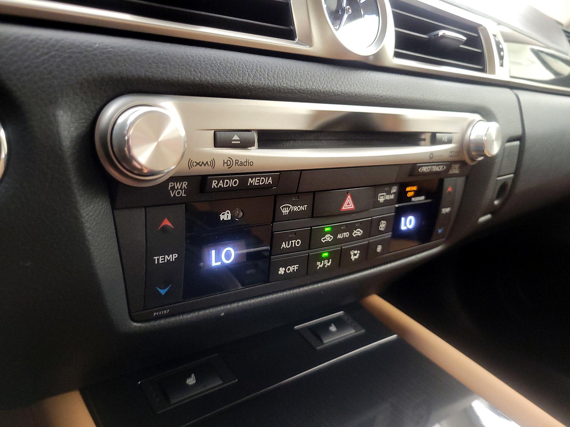Thumbnail: 2016 Lexus GS - 17