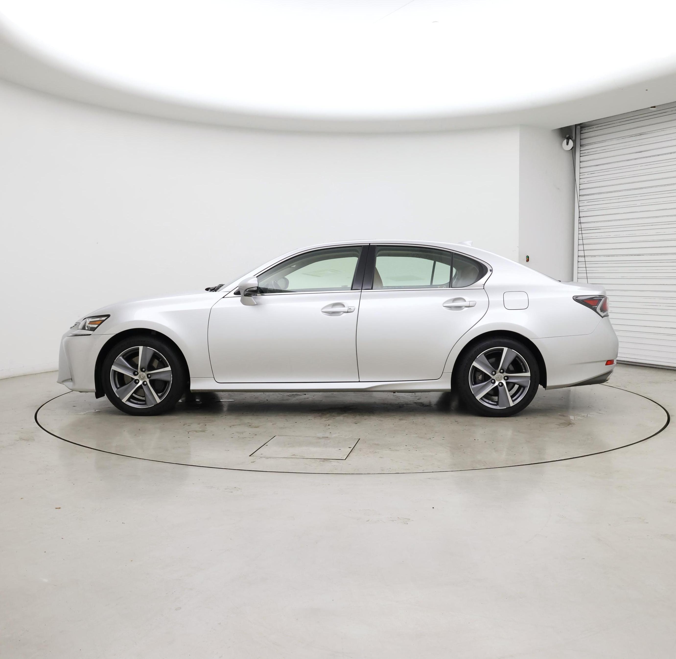 Thumbnail: 2016 Lexus GS - 3