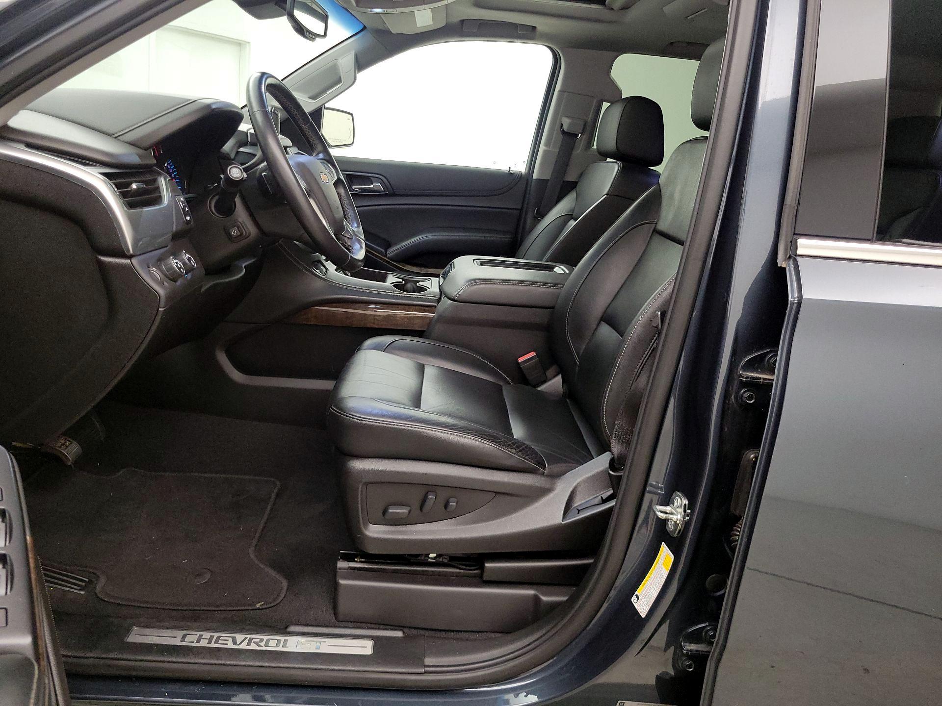 Thumbnail: 2019 Chevrolet Tahoe - 11