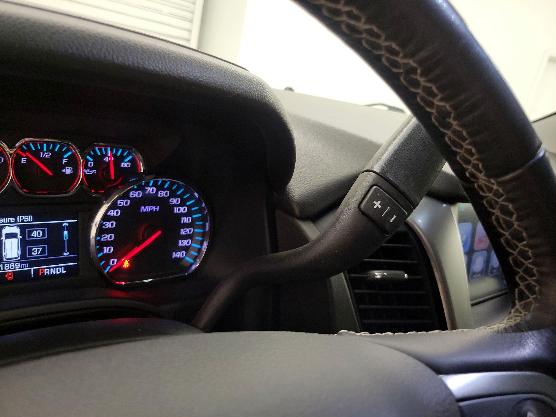 Thumbnail: 2019 Chevrolet Tahoe - 18
