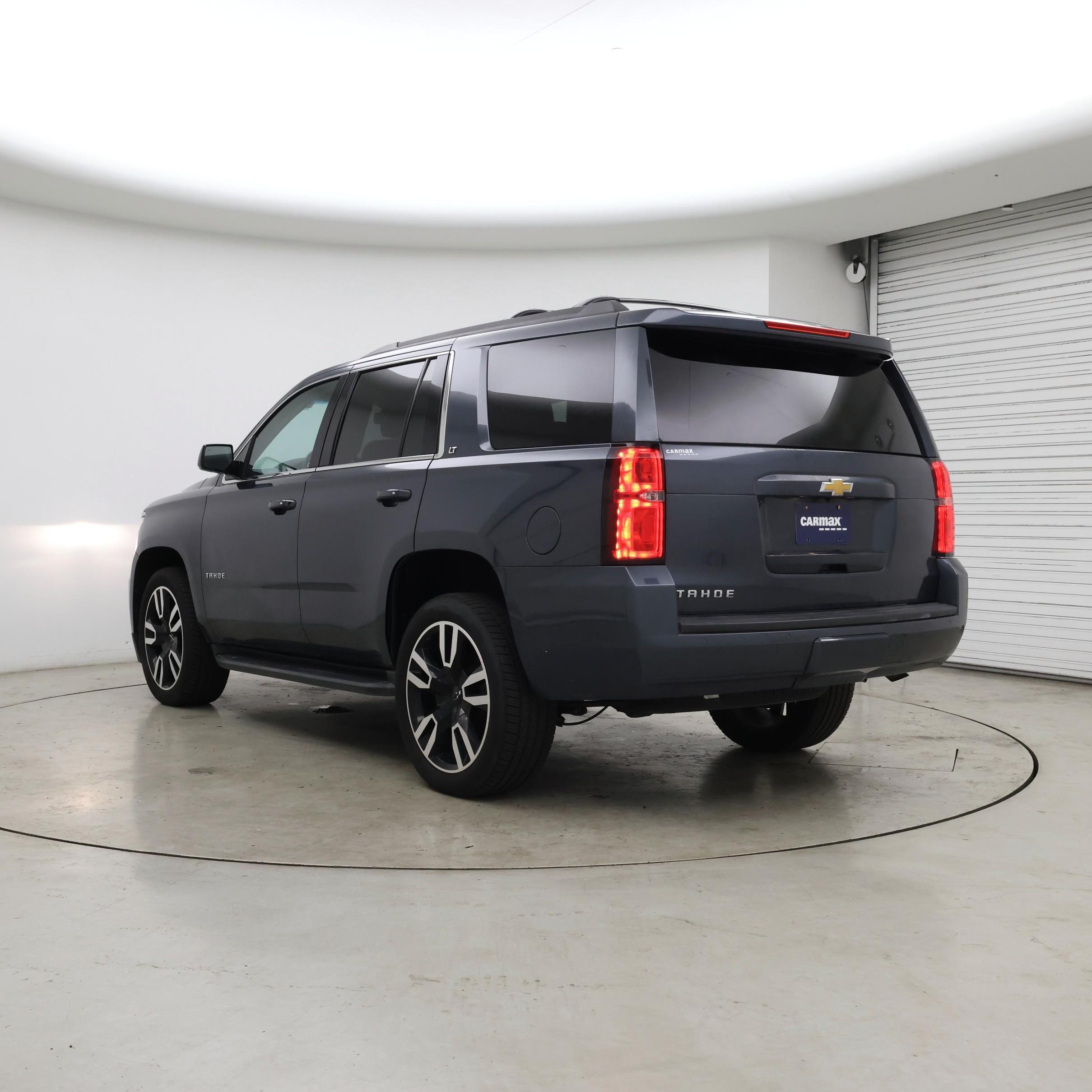 Thumbnail: 2019 Chevrolet Tahoe - 2