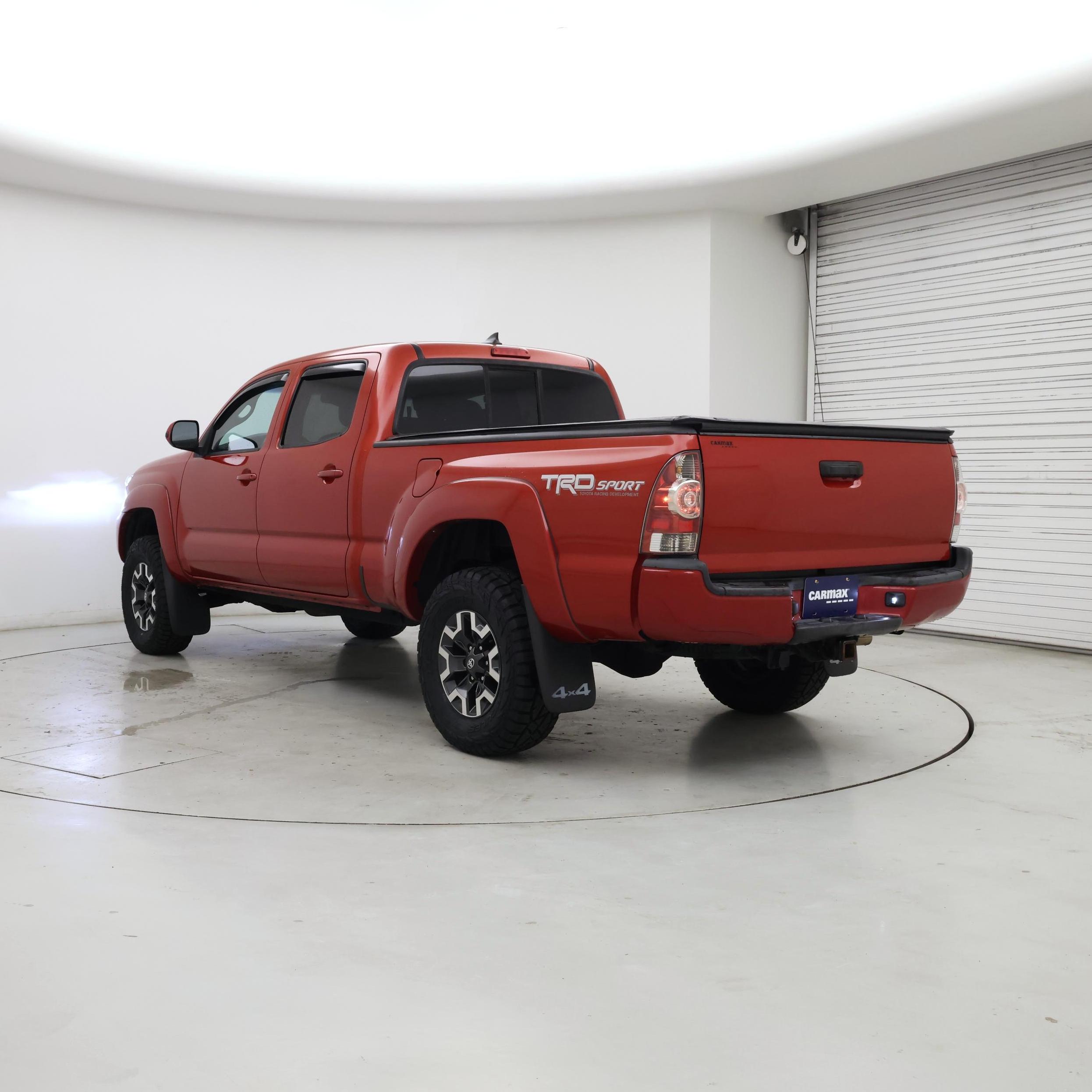Thumbnail: 2015 Toyota Tacoma - 2