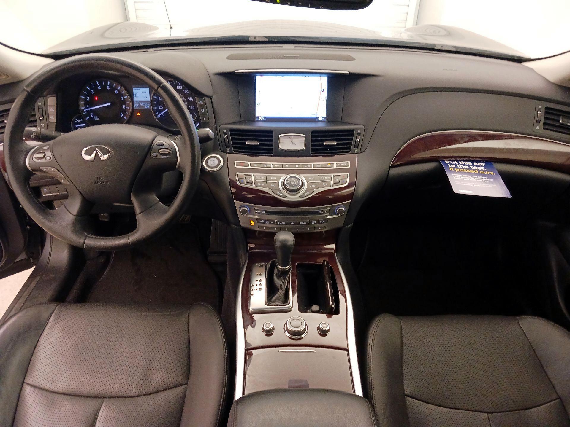 Thumbnail: 2015 INFINITI Q70 - 9