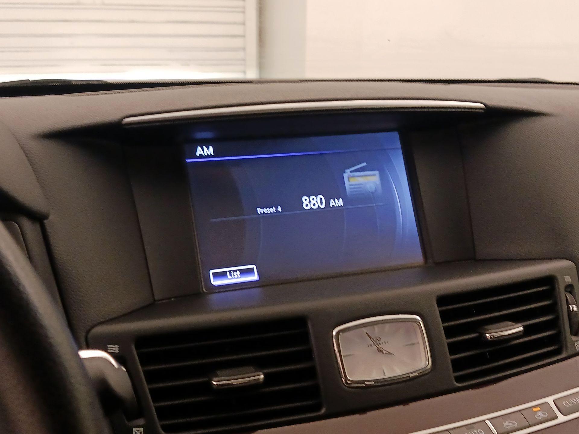 Thumbnail: 2015 INFINITI Q70 - 16