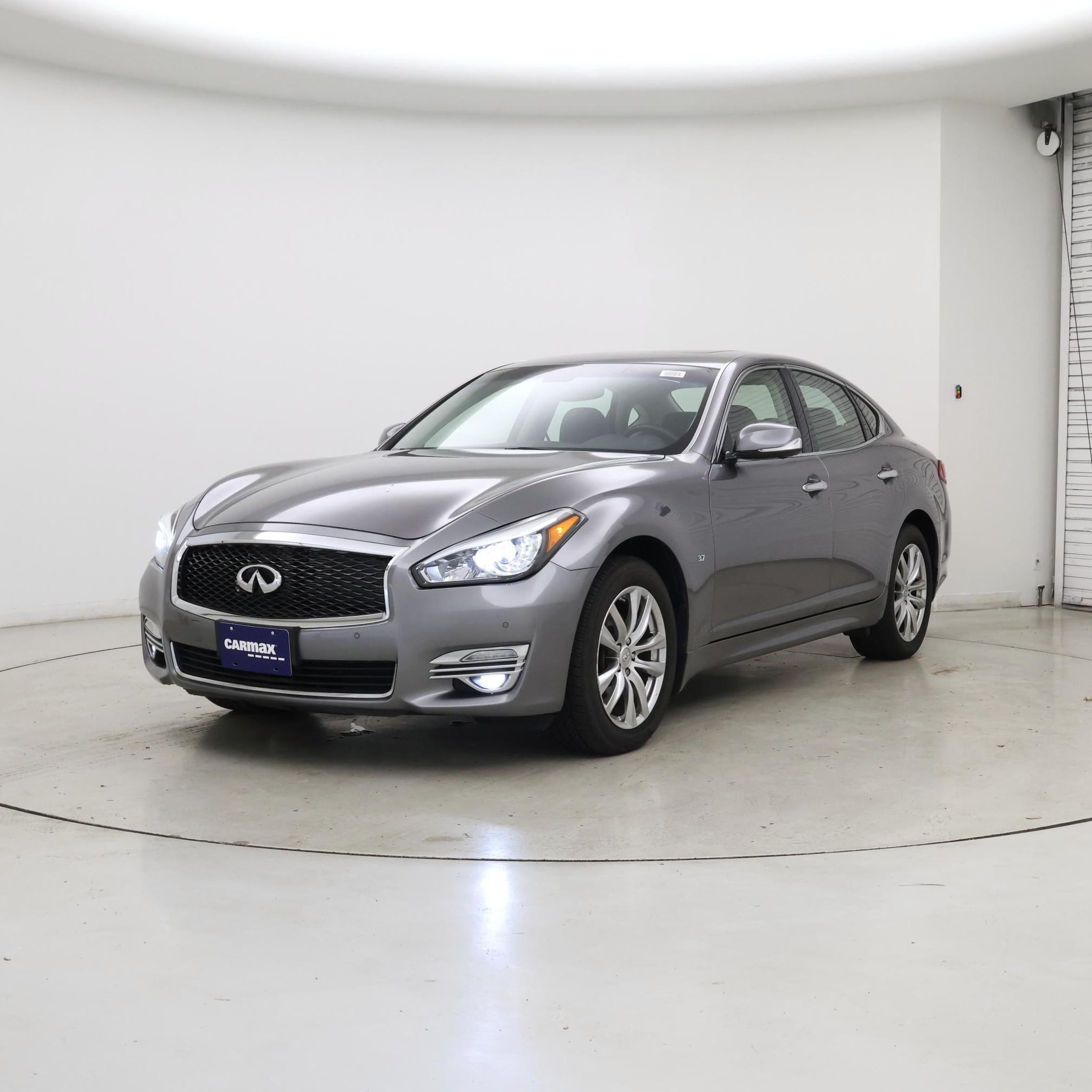 Thumbnail: 2015 INFINITI Q70 - 4