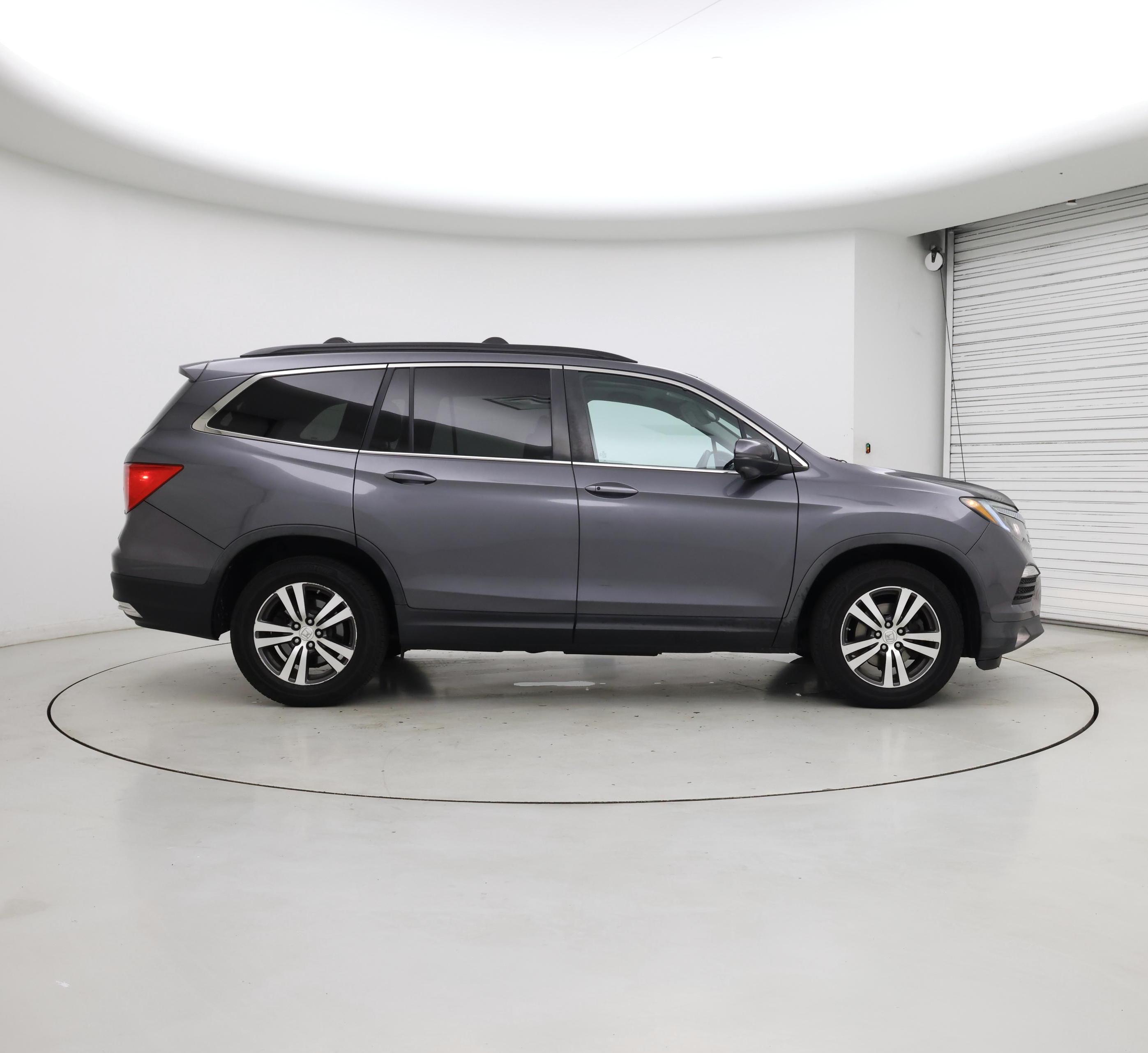 Thumbnail: 2016 Honda Pilot - 7