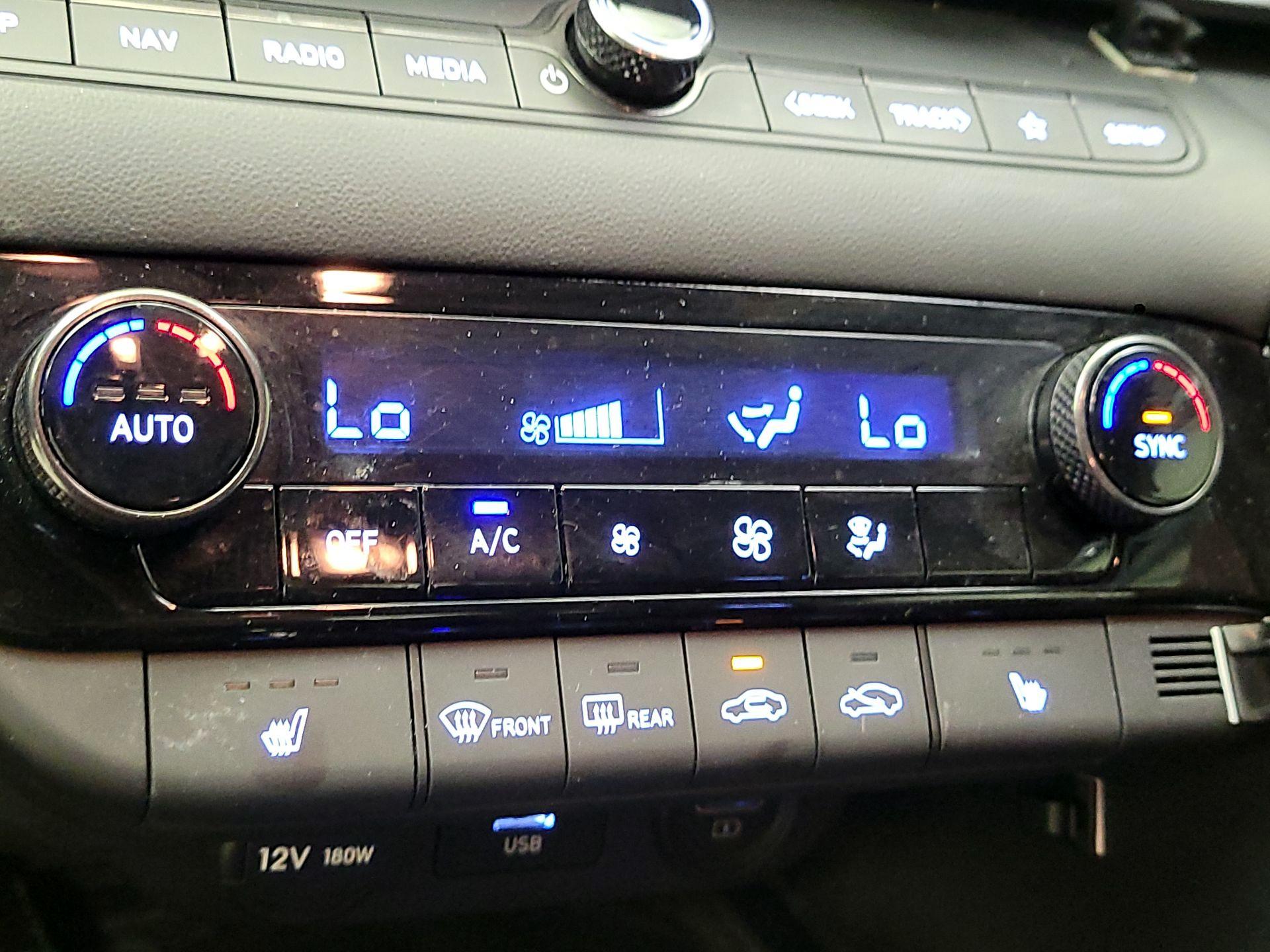 Thumbnail: 2022 Hyundai Elantra - 17