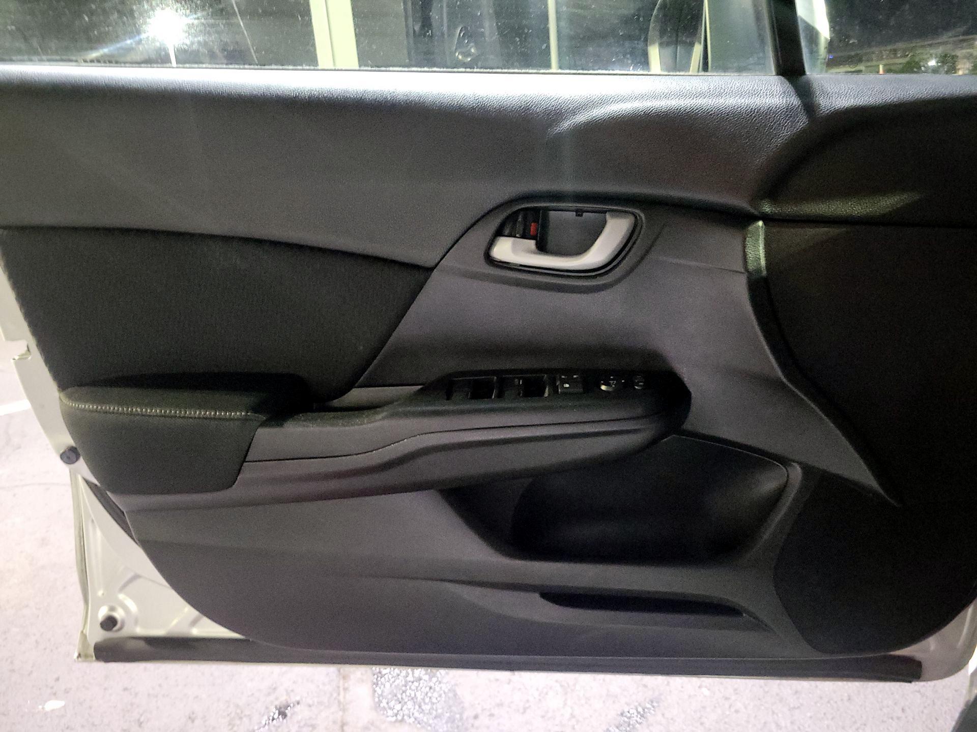 Thumbnail: 2014 Honda Civic - 10