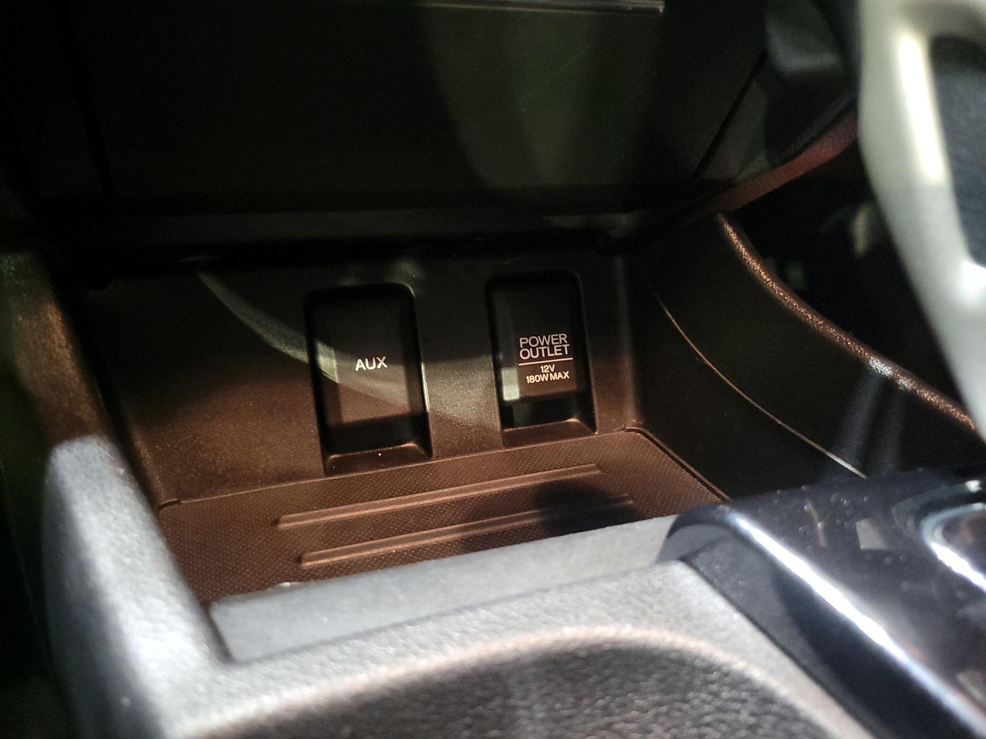 Thumbnail: 2014 Honda Civic - 16