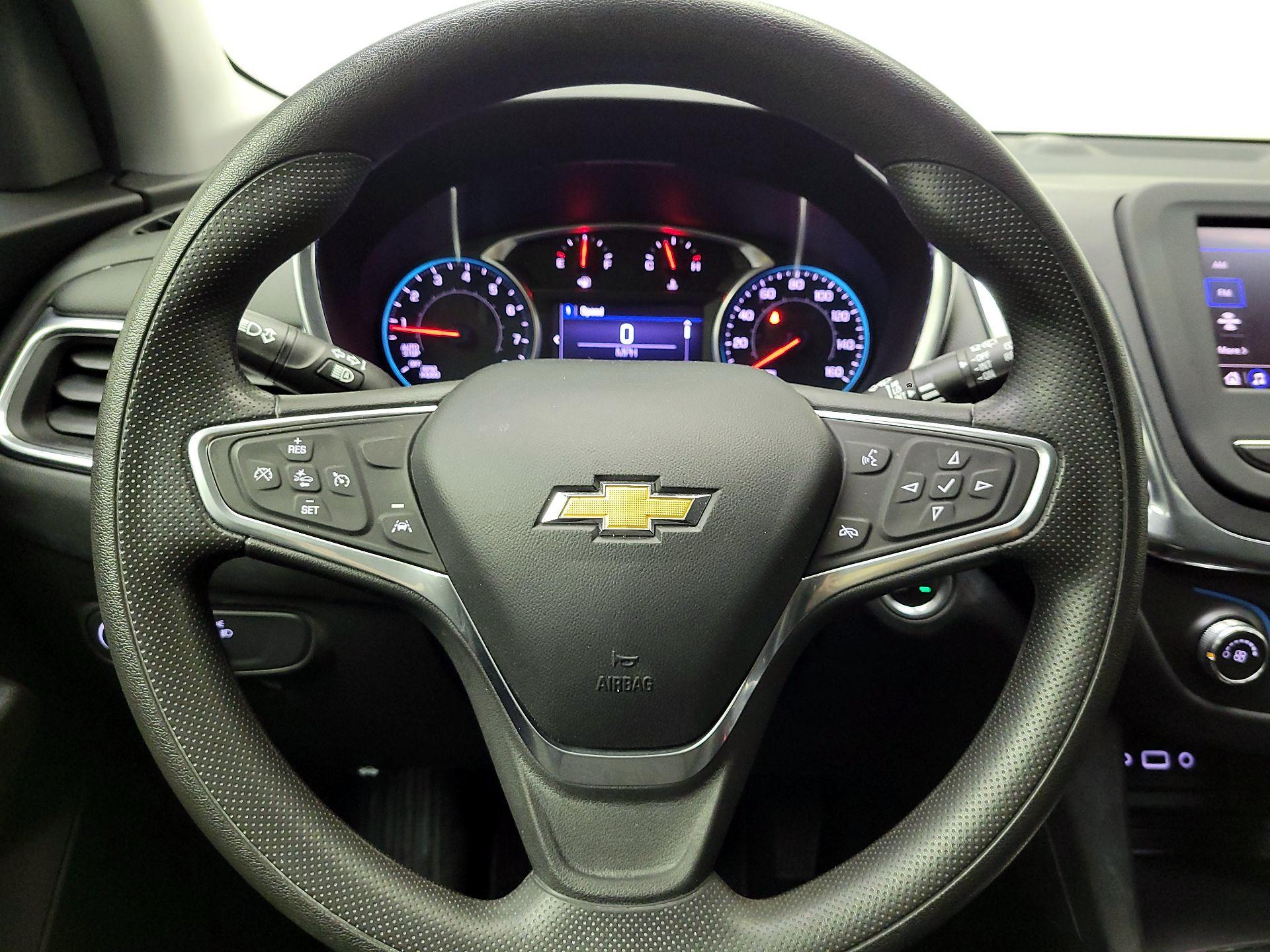 Thumbnail: 2022 Chevrolet Equinox - 10