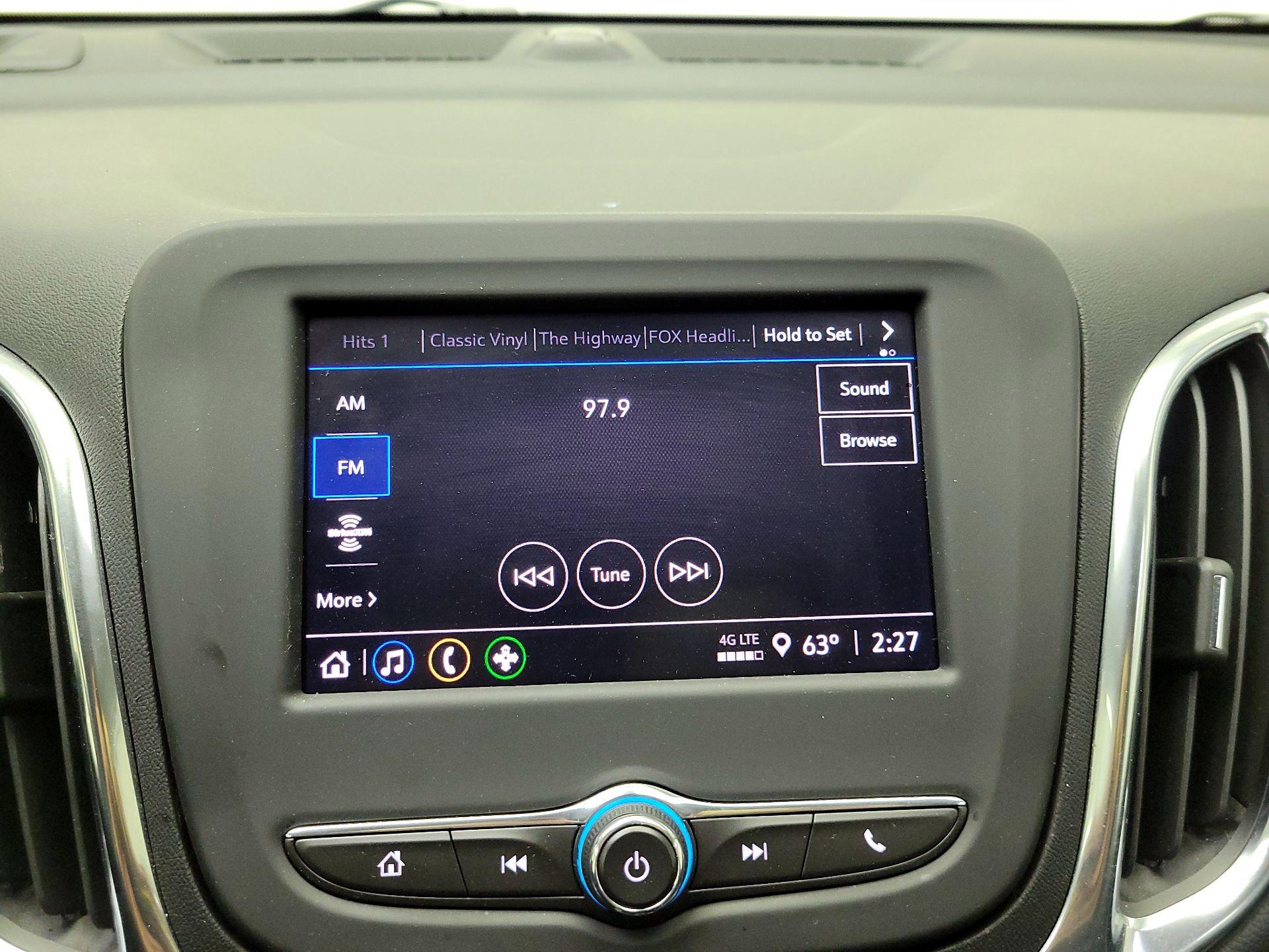 Thumbnail: 2022 Chevrolet Equinox - 16