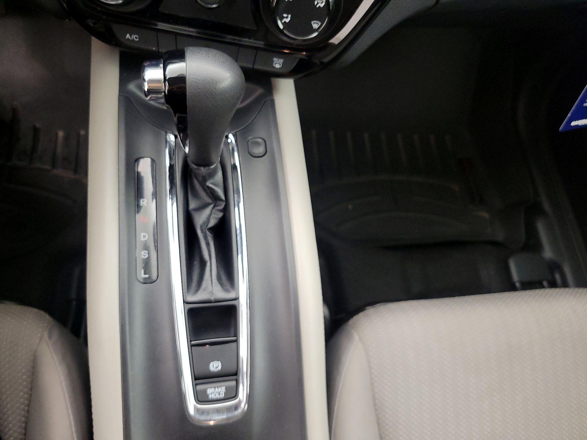 Thumbnail: 2017 Honda HR-V - 17