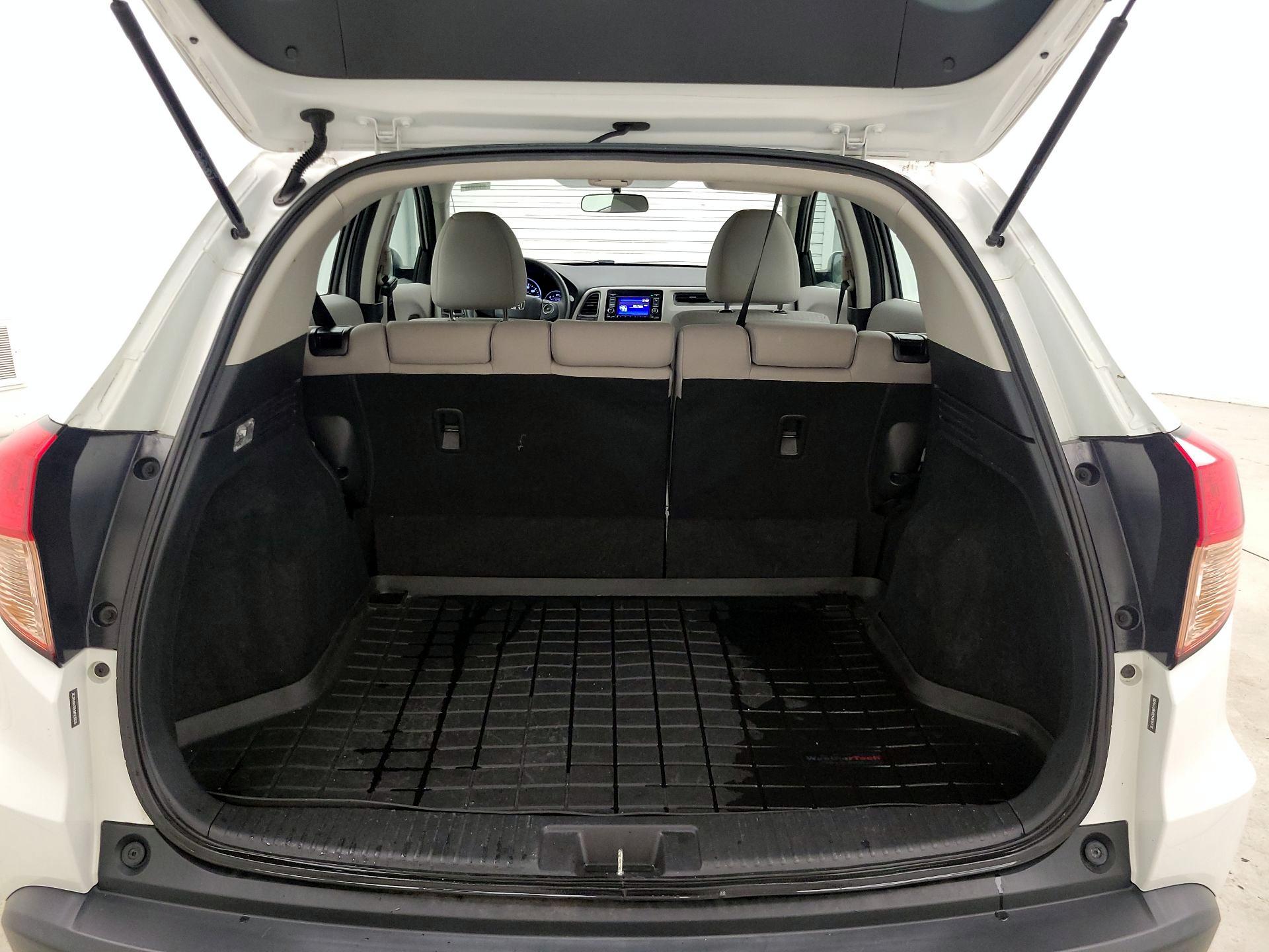 Thumbnail: 2017 Honda HR-V - 20