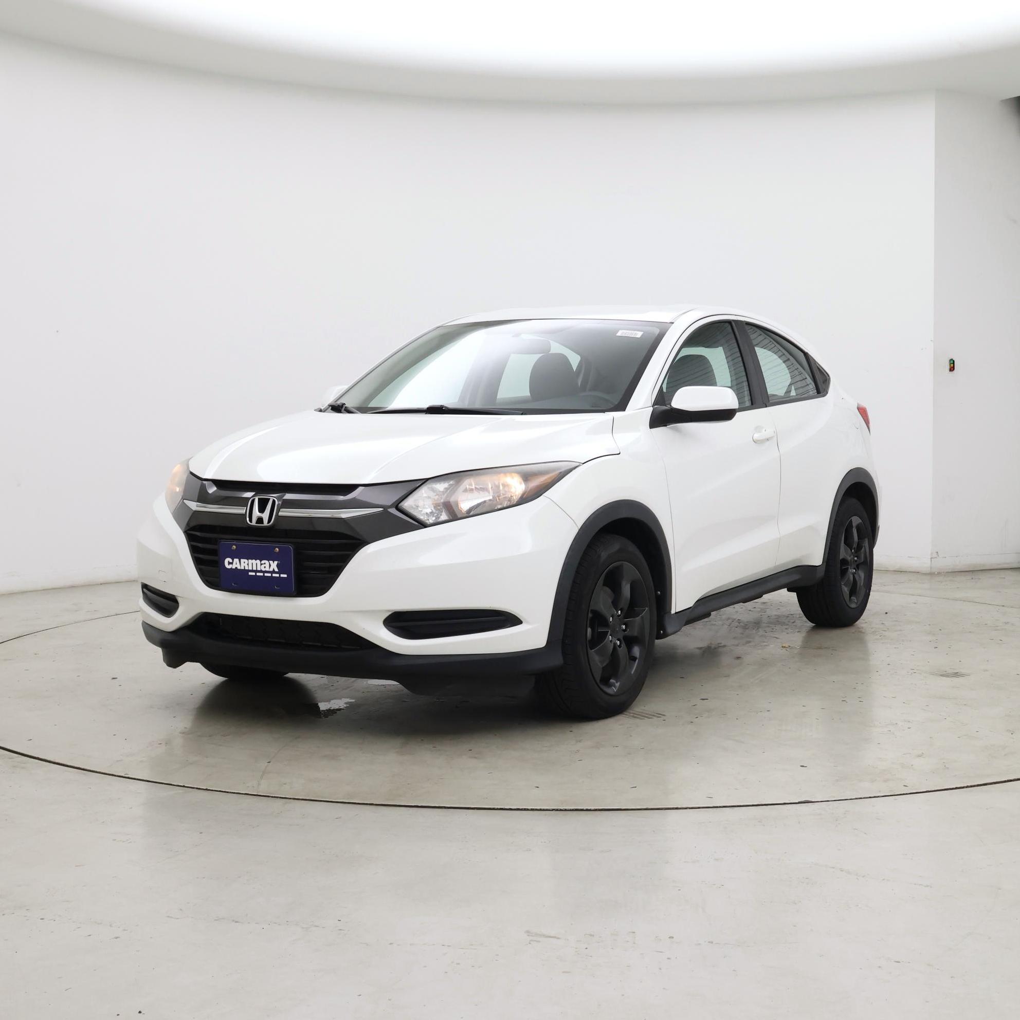 Thumbnail: 2017 Honda HR-V - 4