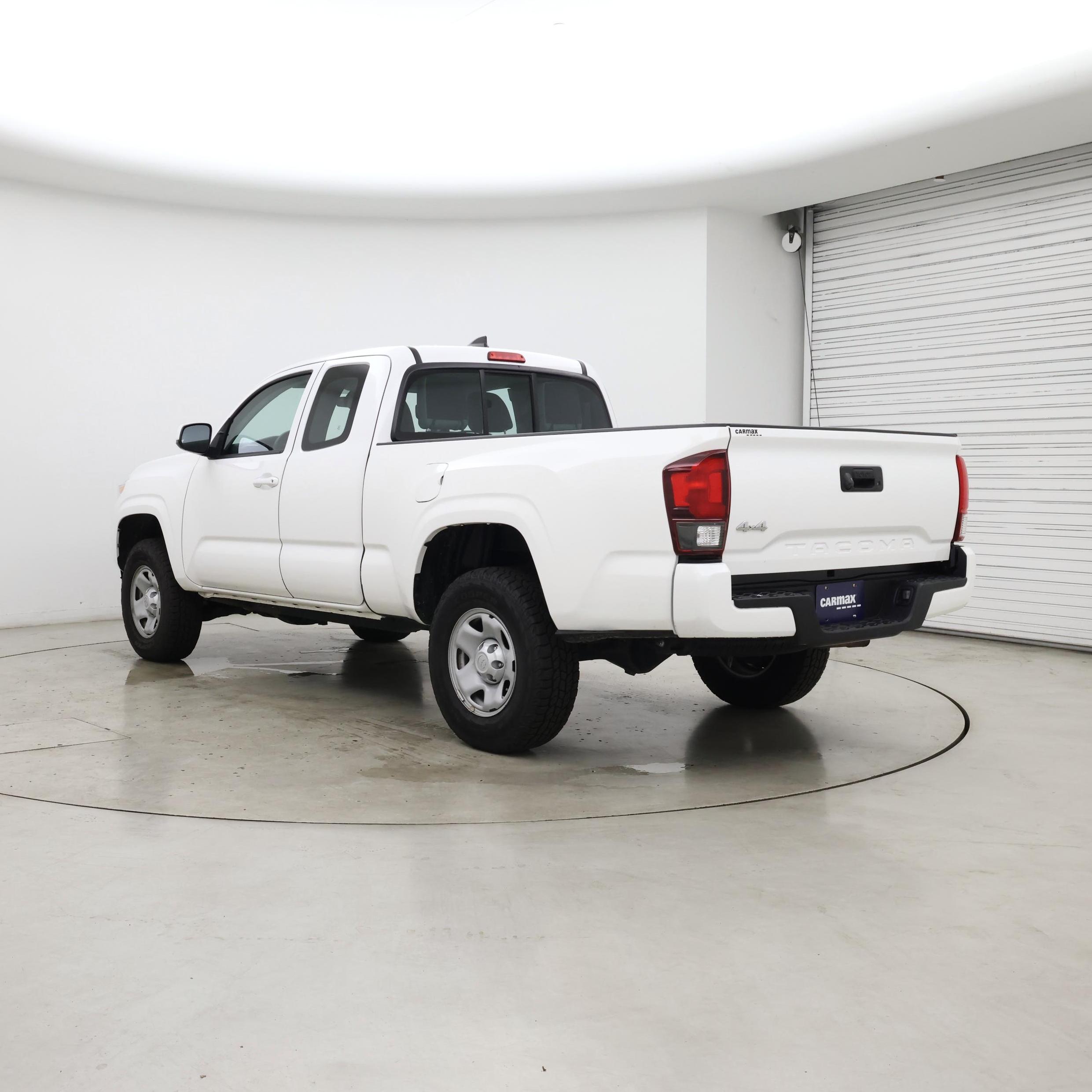 Thumbnail: 2018 Toyota Tacoma - 2