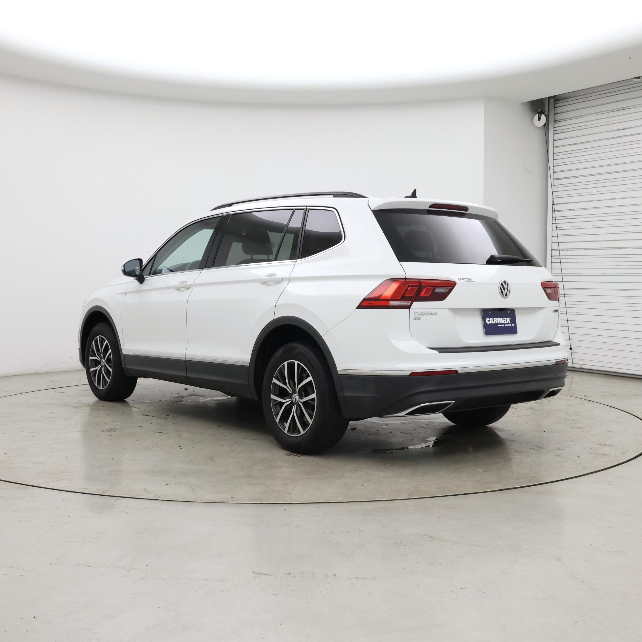 Thumbnail: 2020 Volkswagen Tiguan - 2