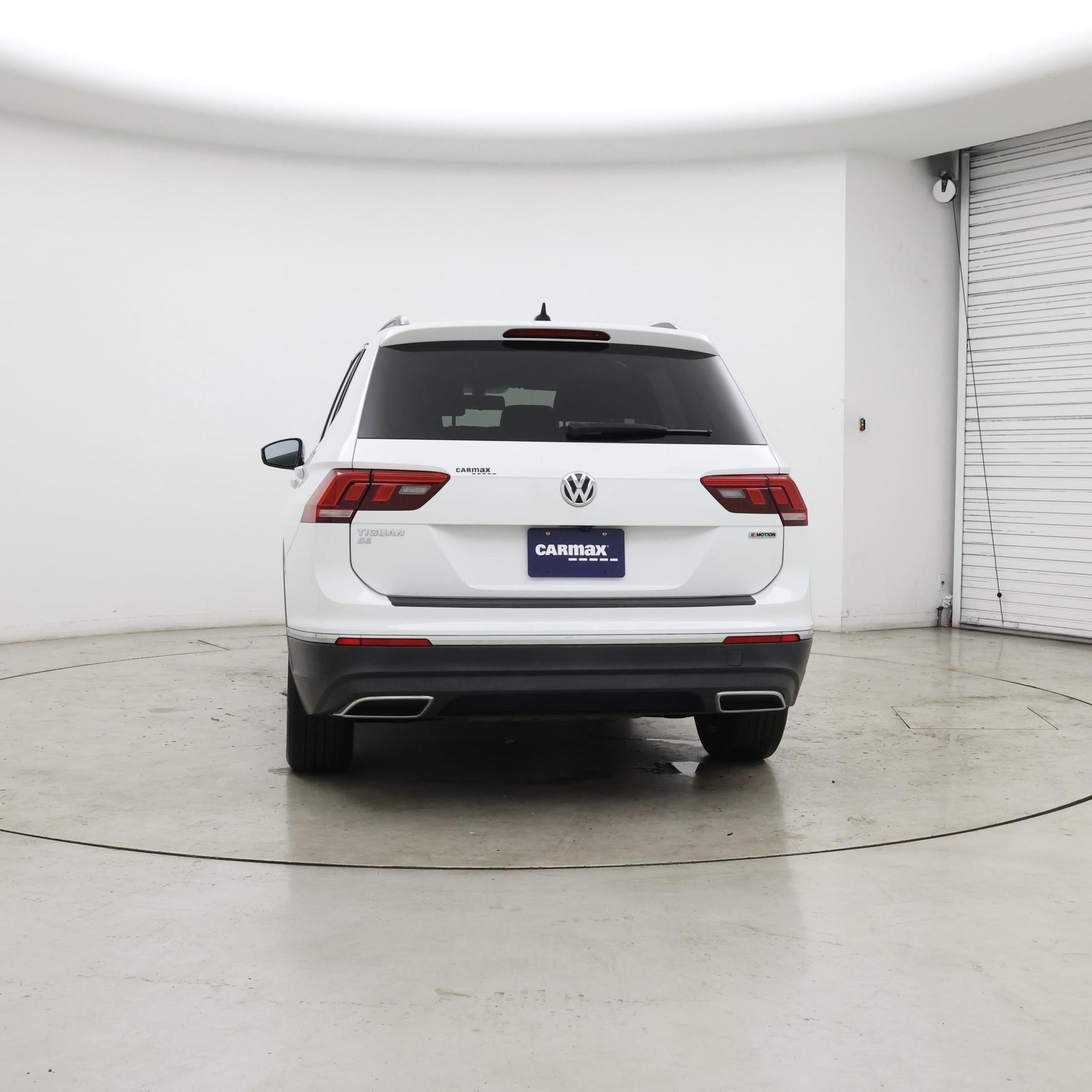 Thumbnail: 2020 Volkswagen Tiguan - 6