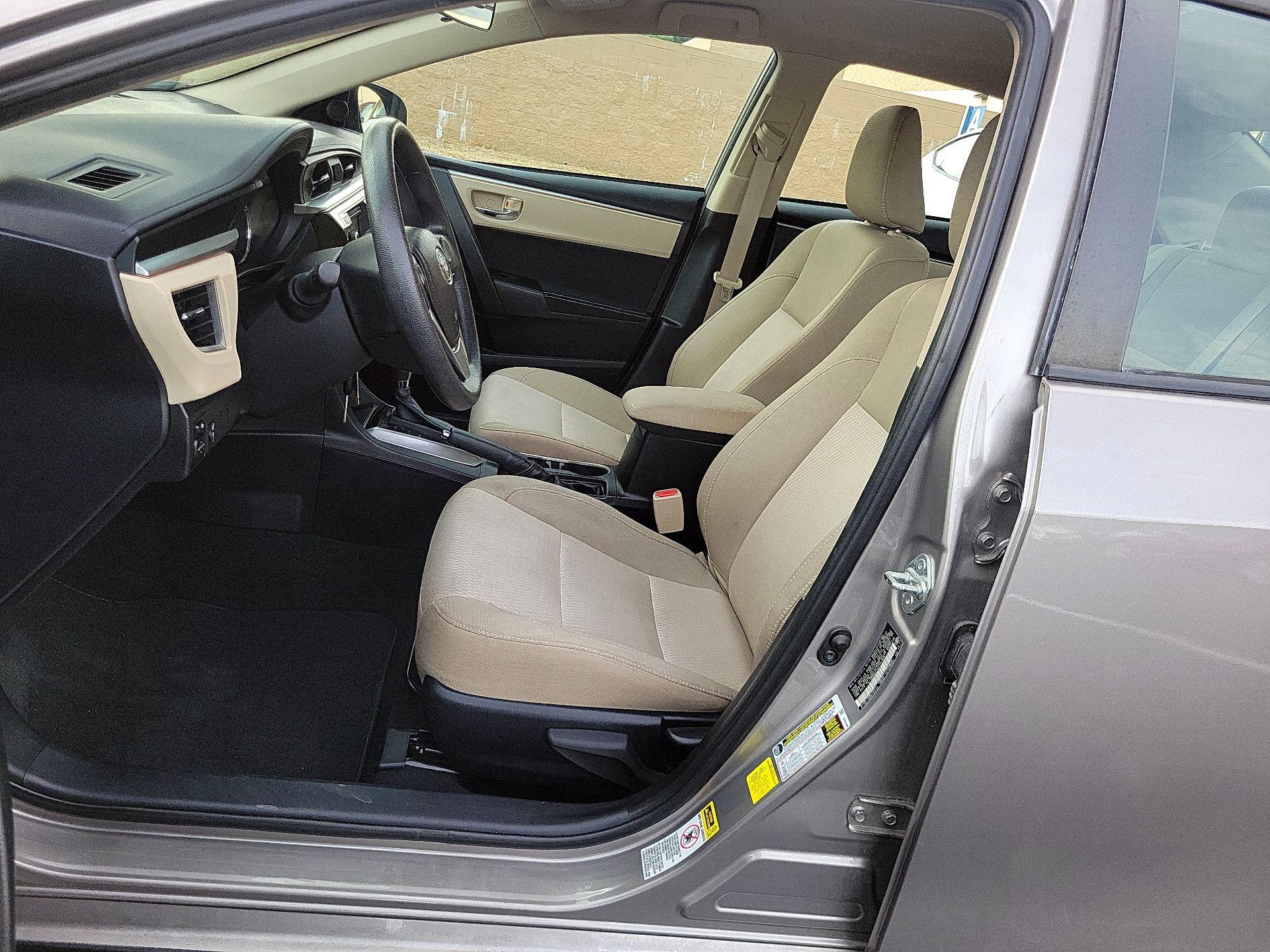 Thumbnail: 2014 Toyota Corolla - 9