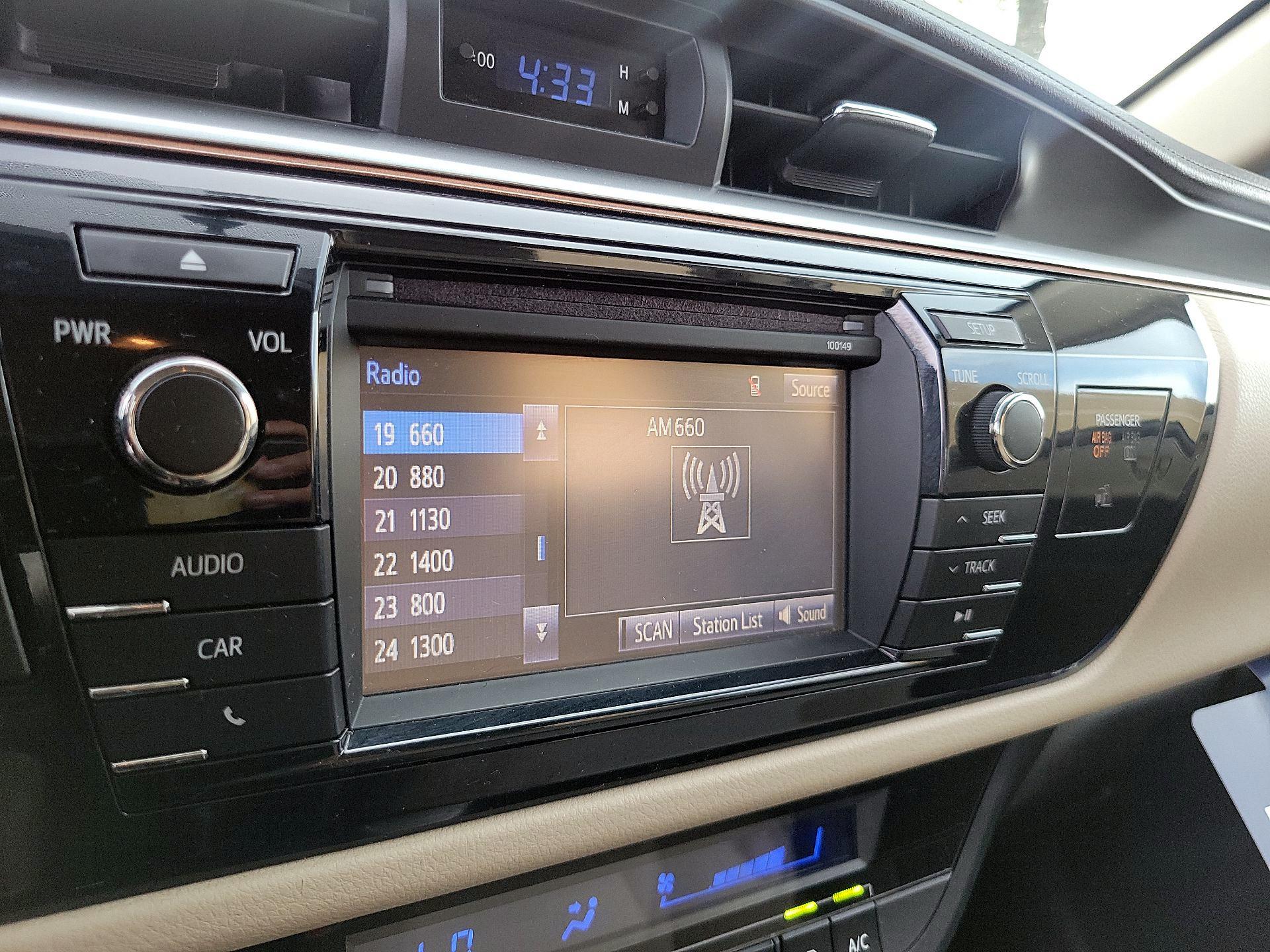 Thumbnail: 2014 Toyota Corolla - 13