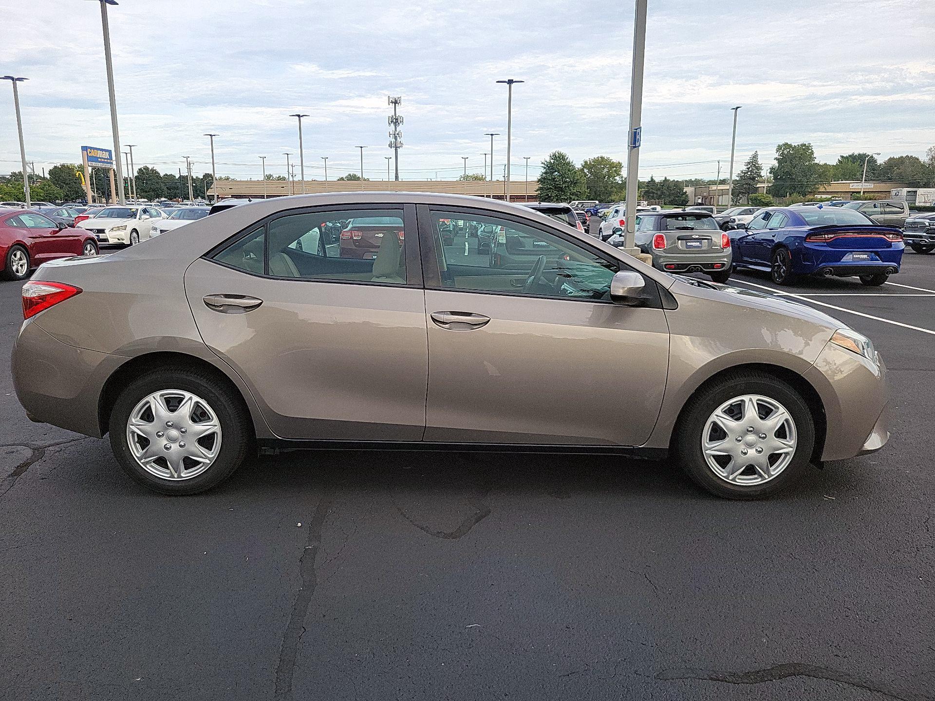 Thumbnail: 2014 Toyota Corolla - 4