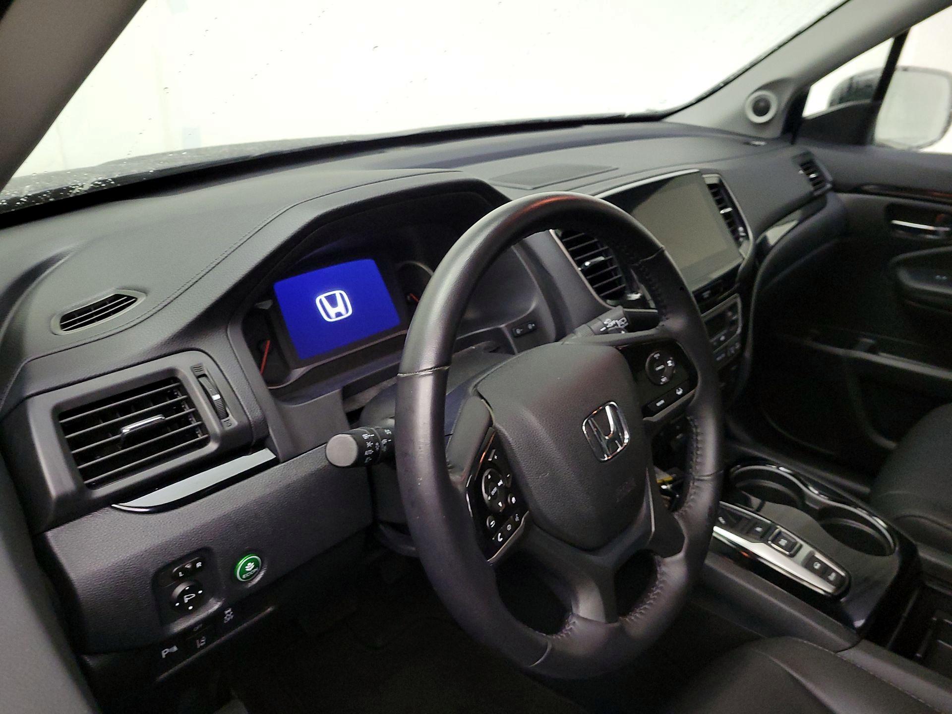 Thumbnail: 2020 Honda Pilot - 9