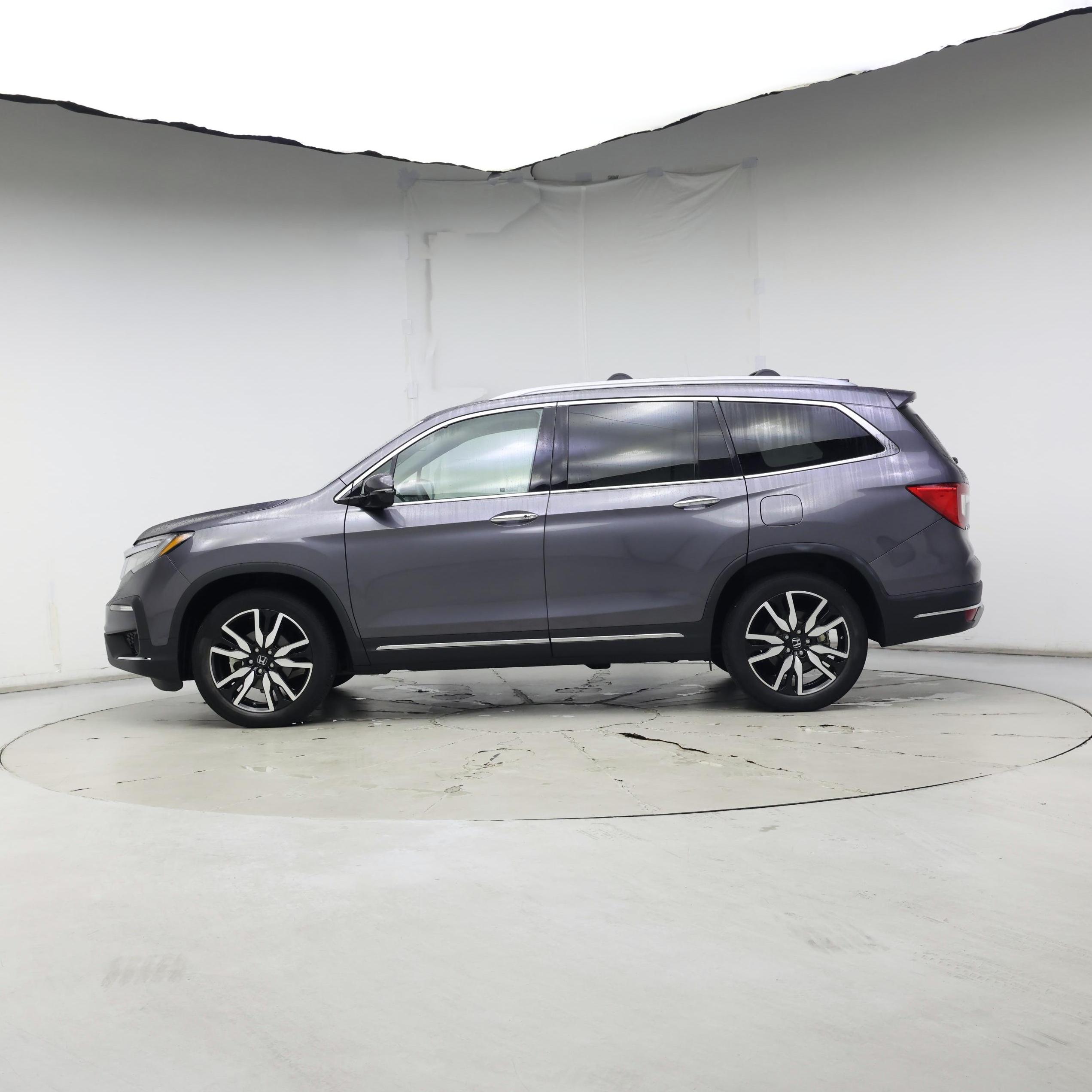 Thumbnail: 2020 Honda Pilot - 3