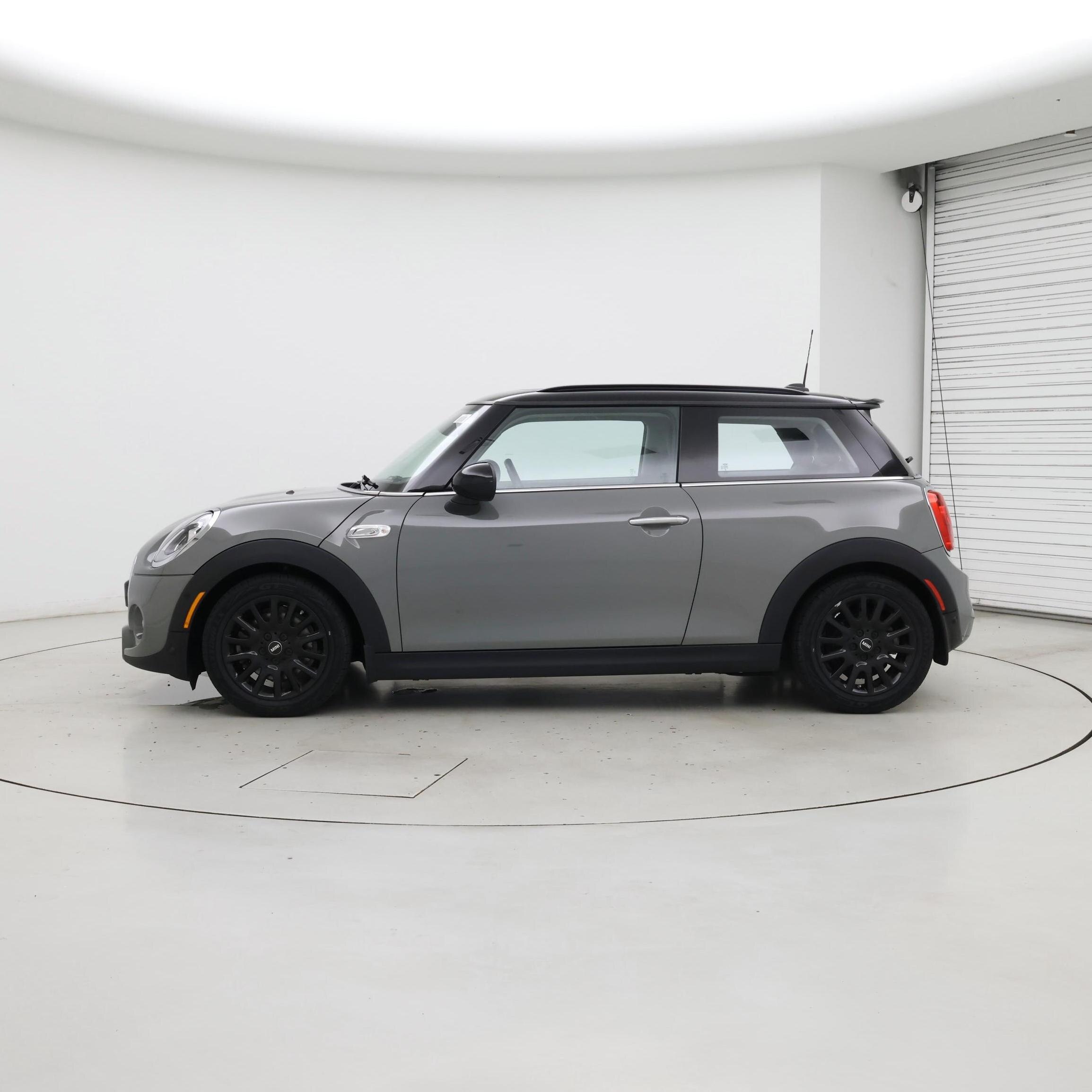 Thumbnail: 2018 MINI Cooper Hardtop - 3