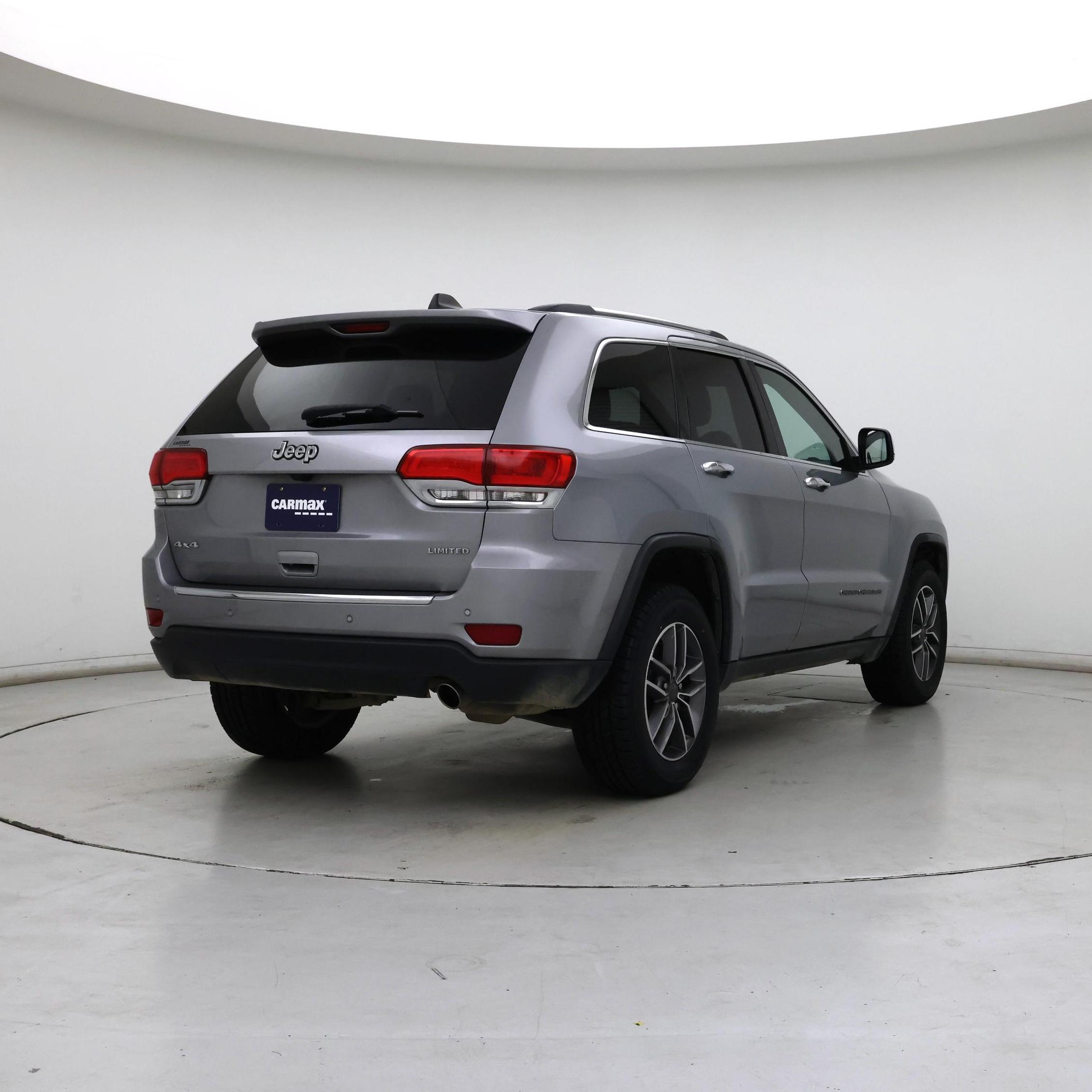 Thumbnail: 2019 Jeep Grand Cherokee - 8