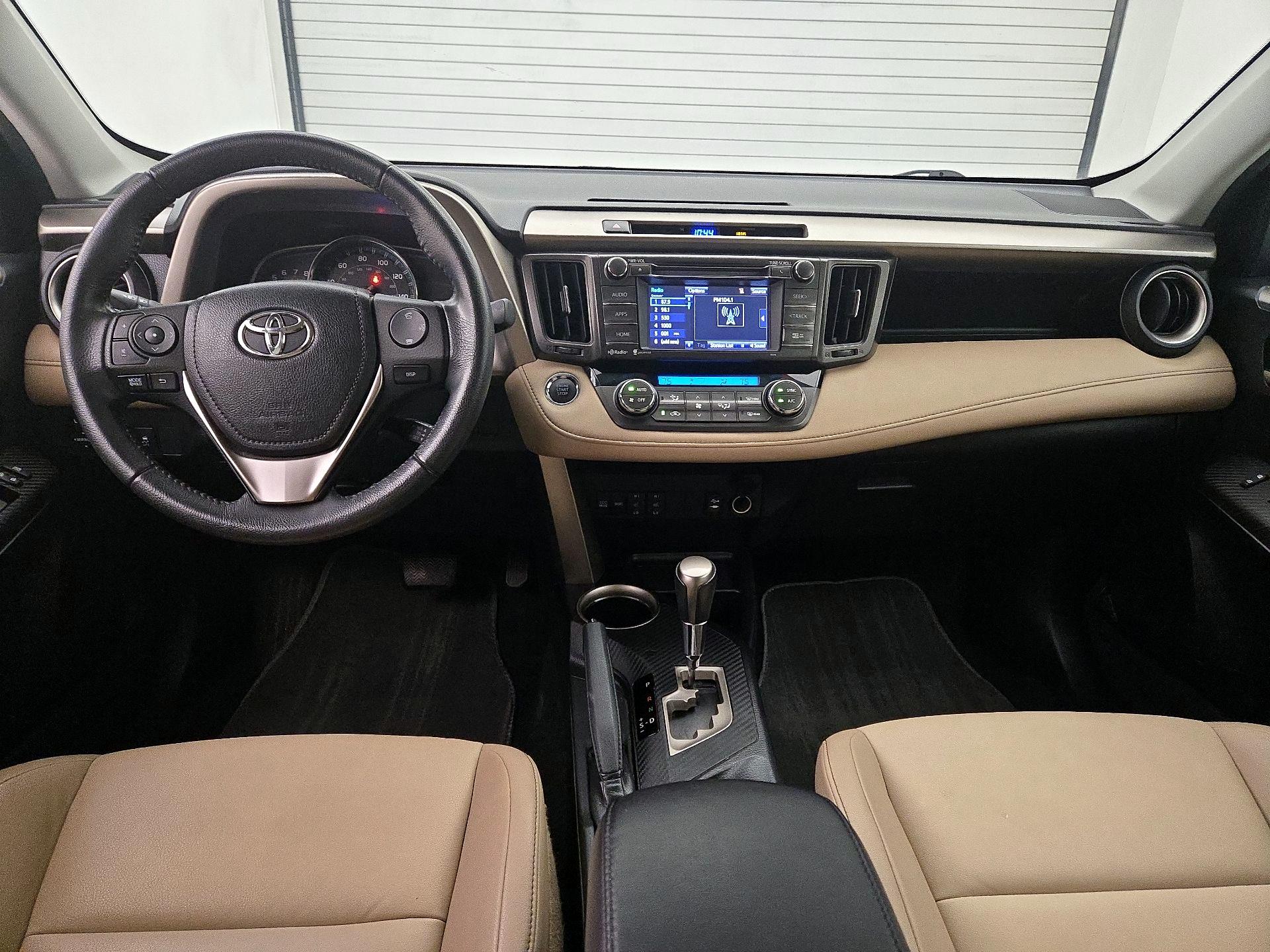 Thumbnail: 2014 Toyota RAV4 - 9