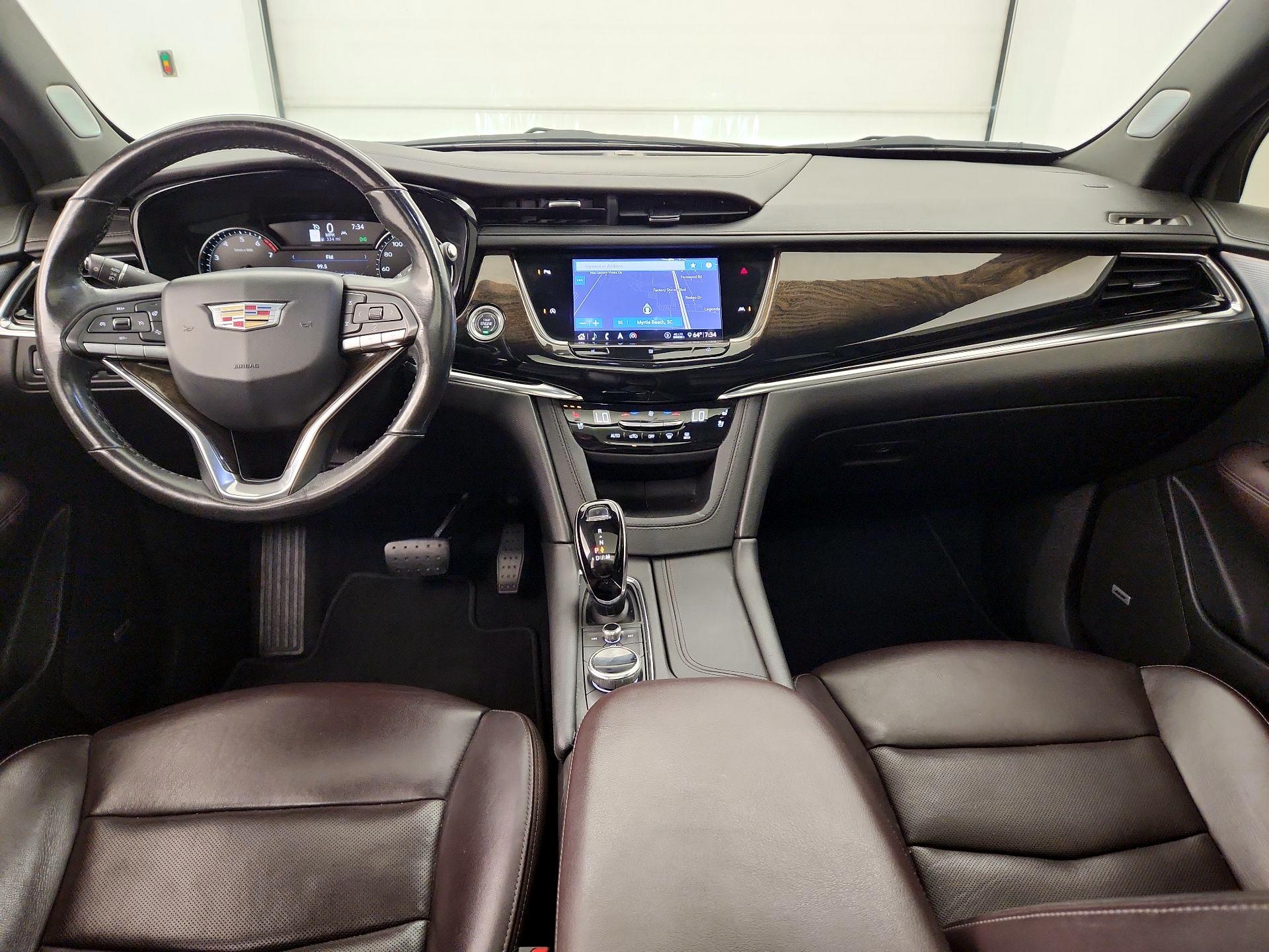Thumbnail: 2020 Cadillac XT6 - 9