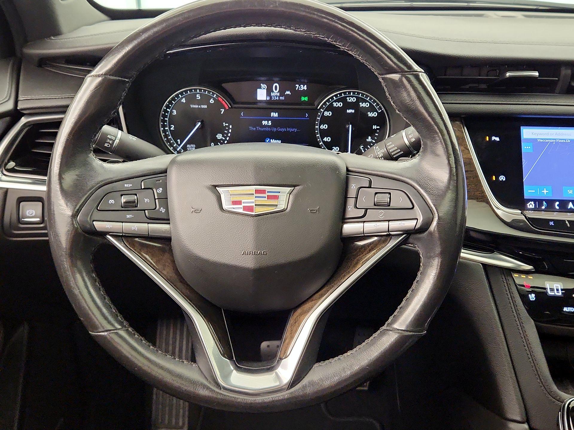Thumbnail: 2020 Cadillac XT6 - 10