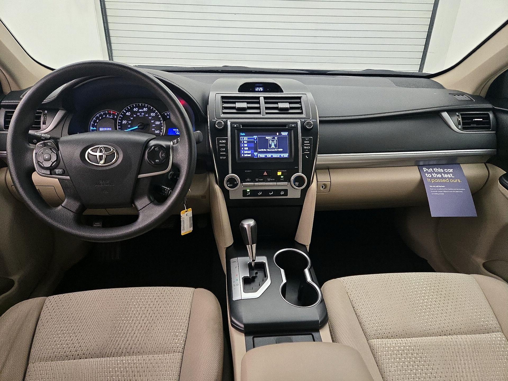 Thumbnail: 2014 Toyota Camry - 9
