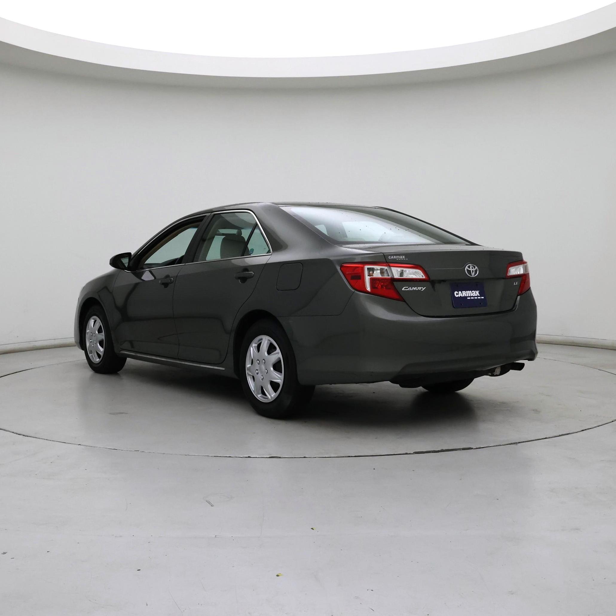 Thumbnail: 2014 Toyota Camry - 2