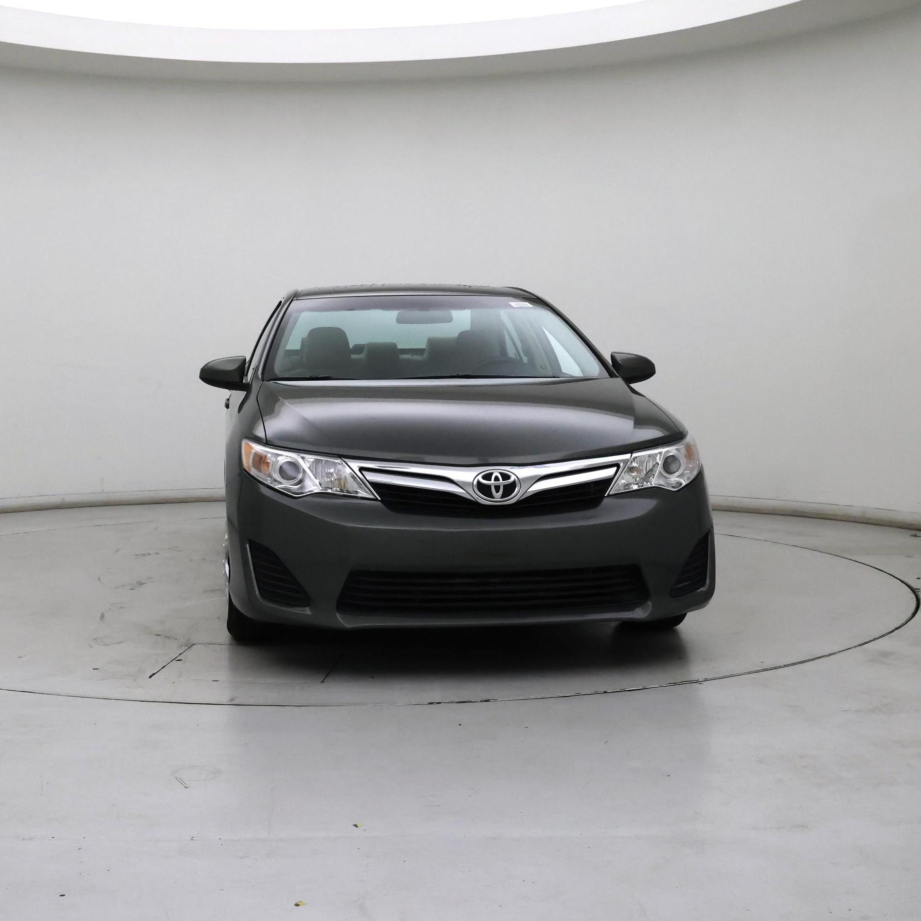 Thumbnail: 2014 Toyota Camry - 5