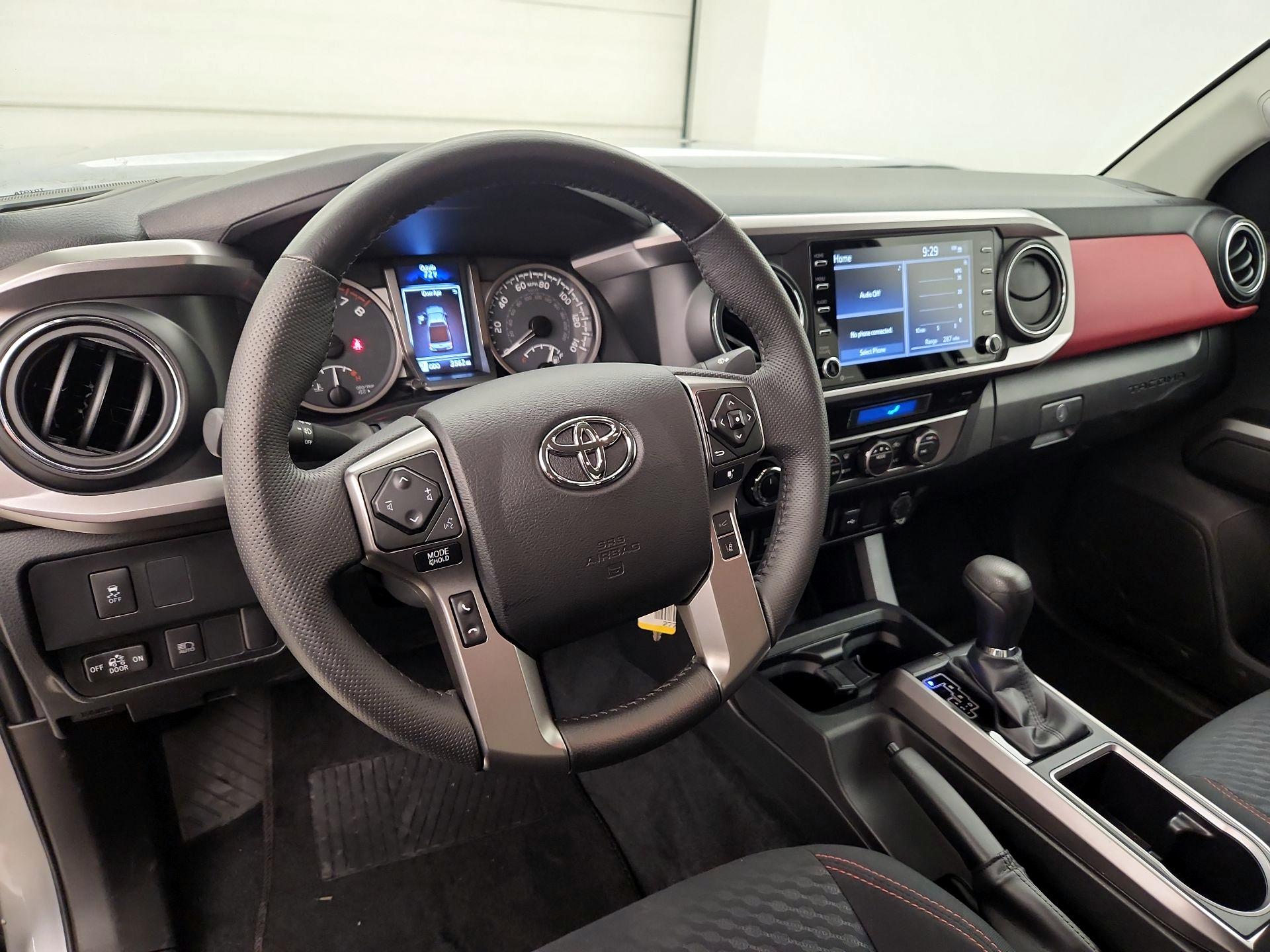 Thumbnail: 2022 Toyota Tacoma - 9